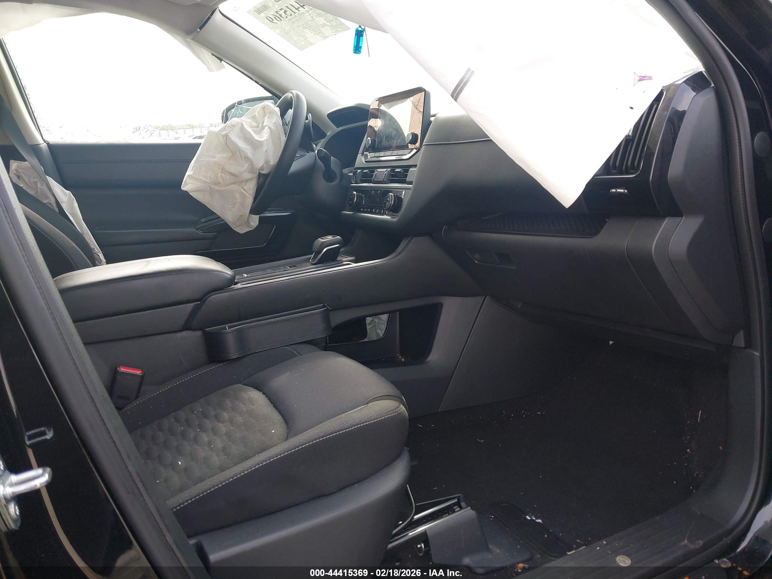 NISSAN PATHFINDER image 5
