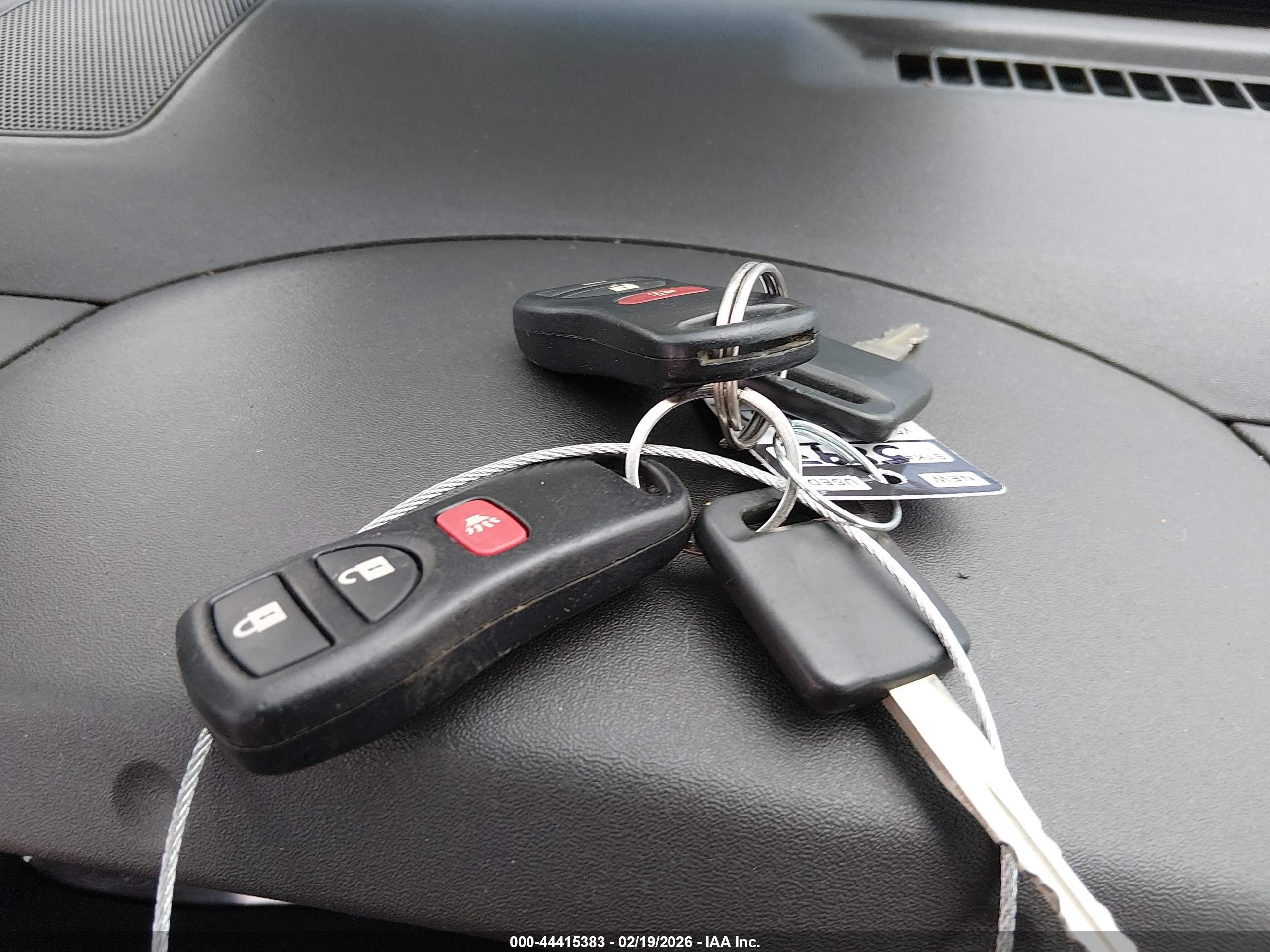 NISSAN FRONTIER image 11