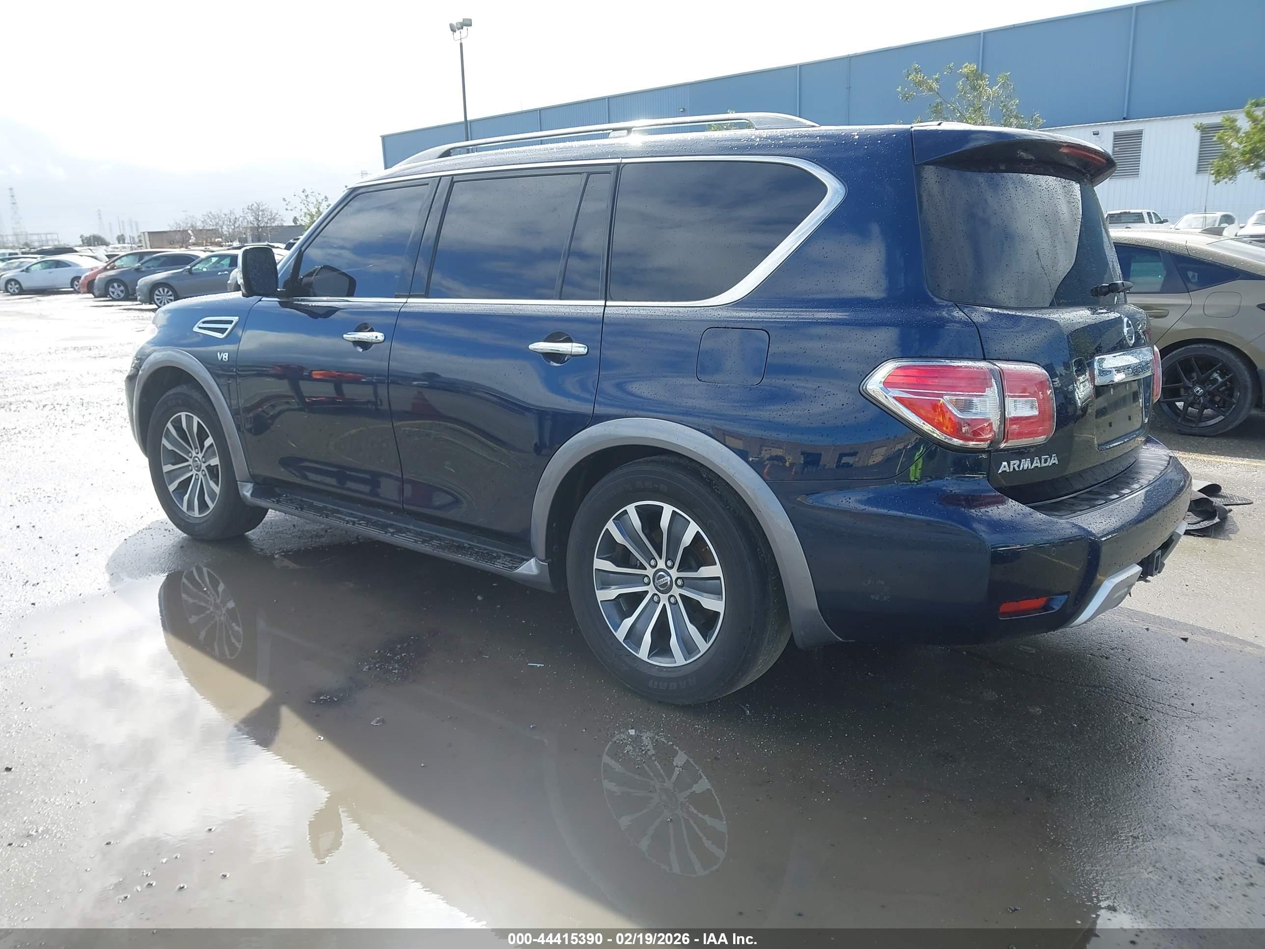 NISSAN ARMADA image 3