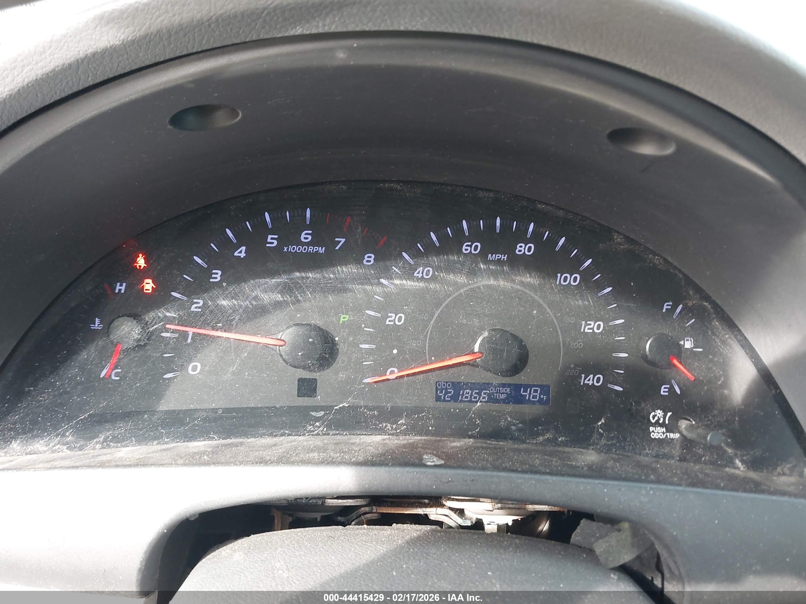 TOYOTA CAMRY image 7