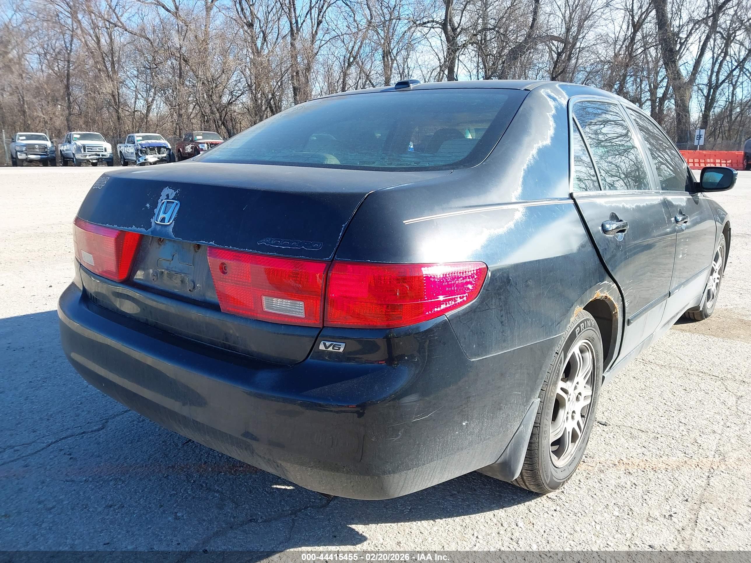HONDA ACCORD image 4