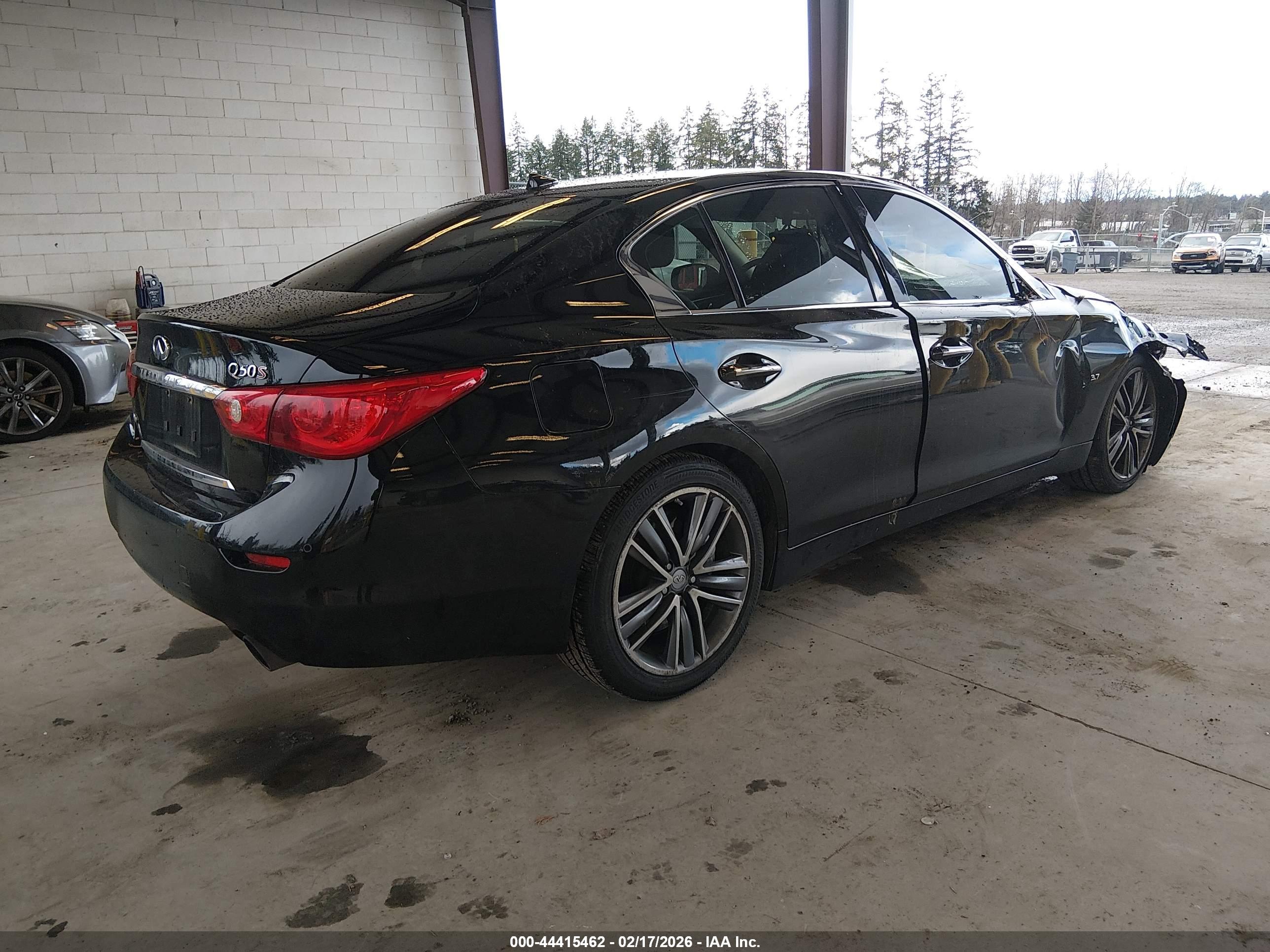 INFINITI Q50 image 4