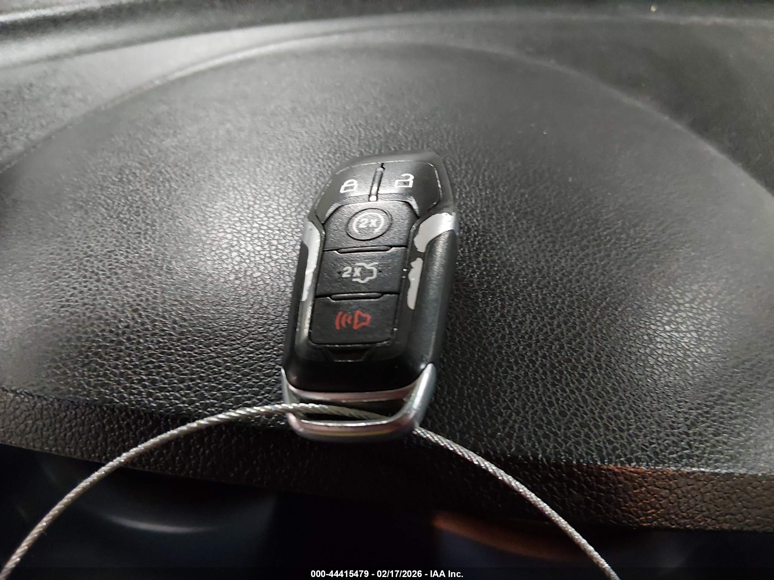 FORD EXPLORER image 11