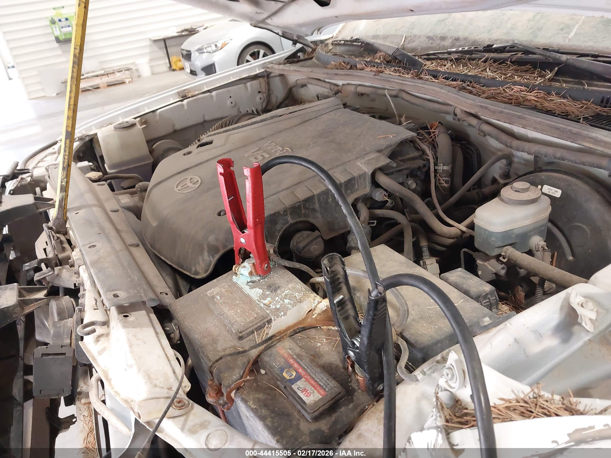 TOYOTA TACOMA image 10