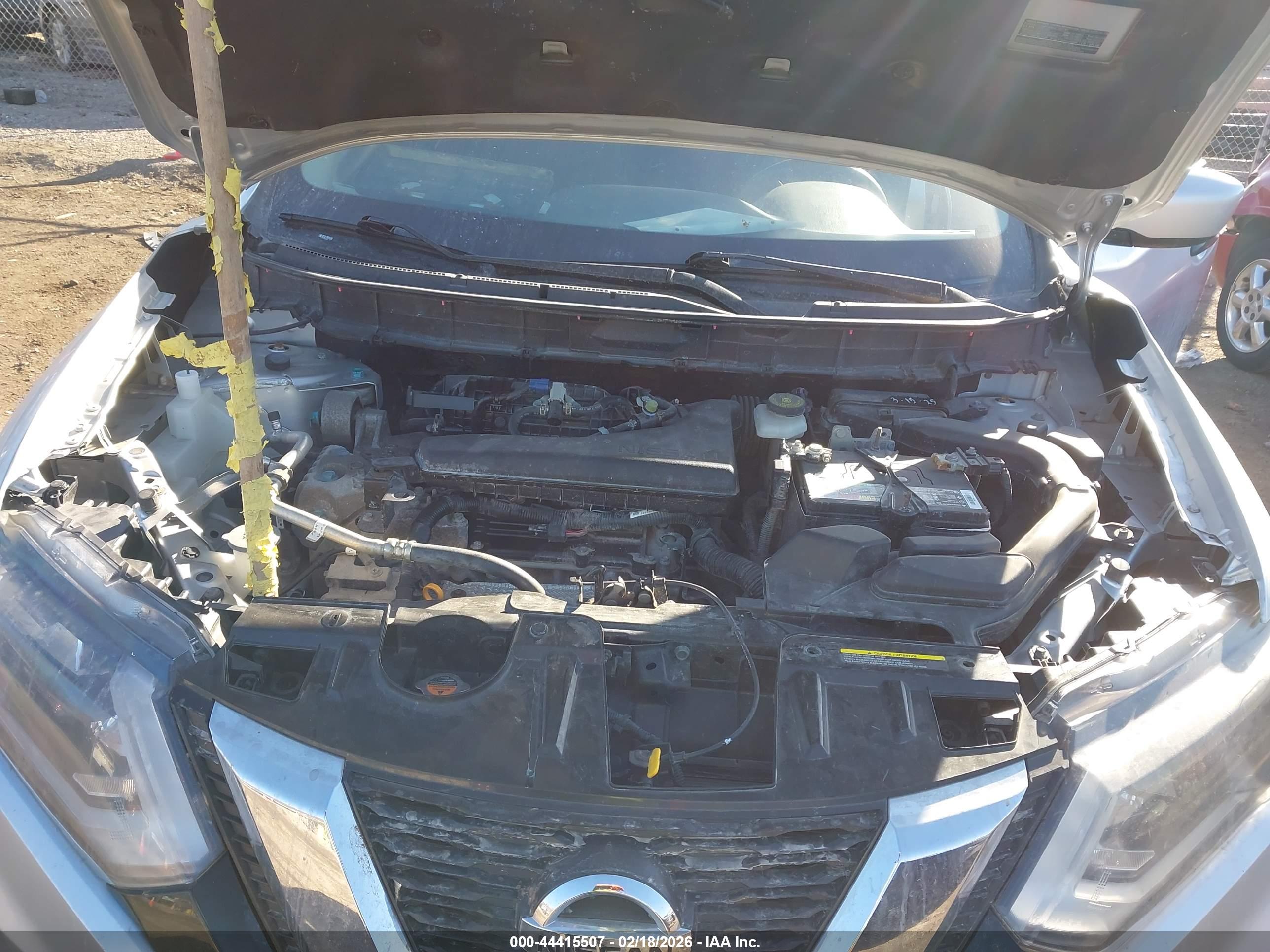 NISSAN ROGUE image 10