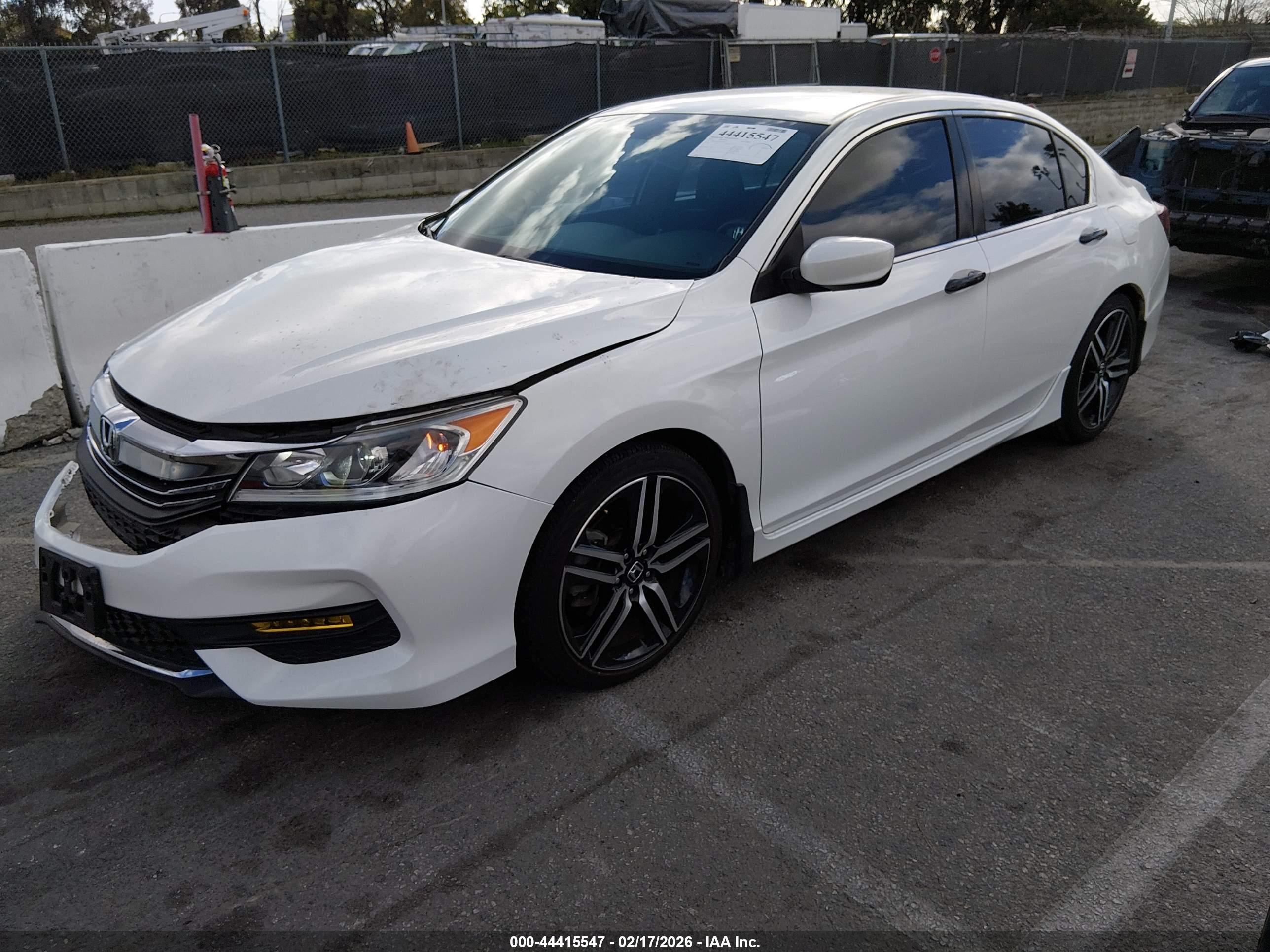 HONDA ACCORD image 2