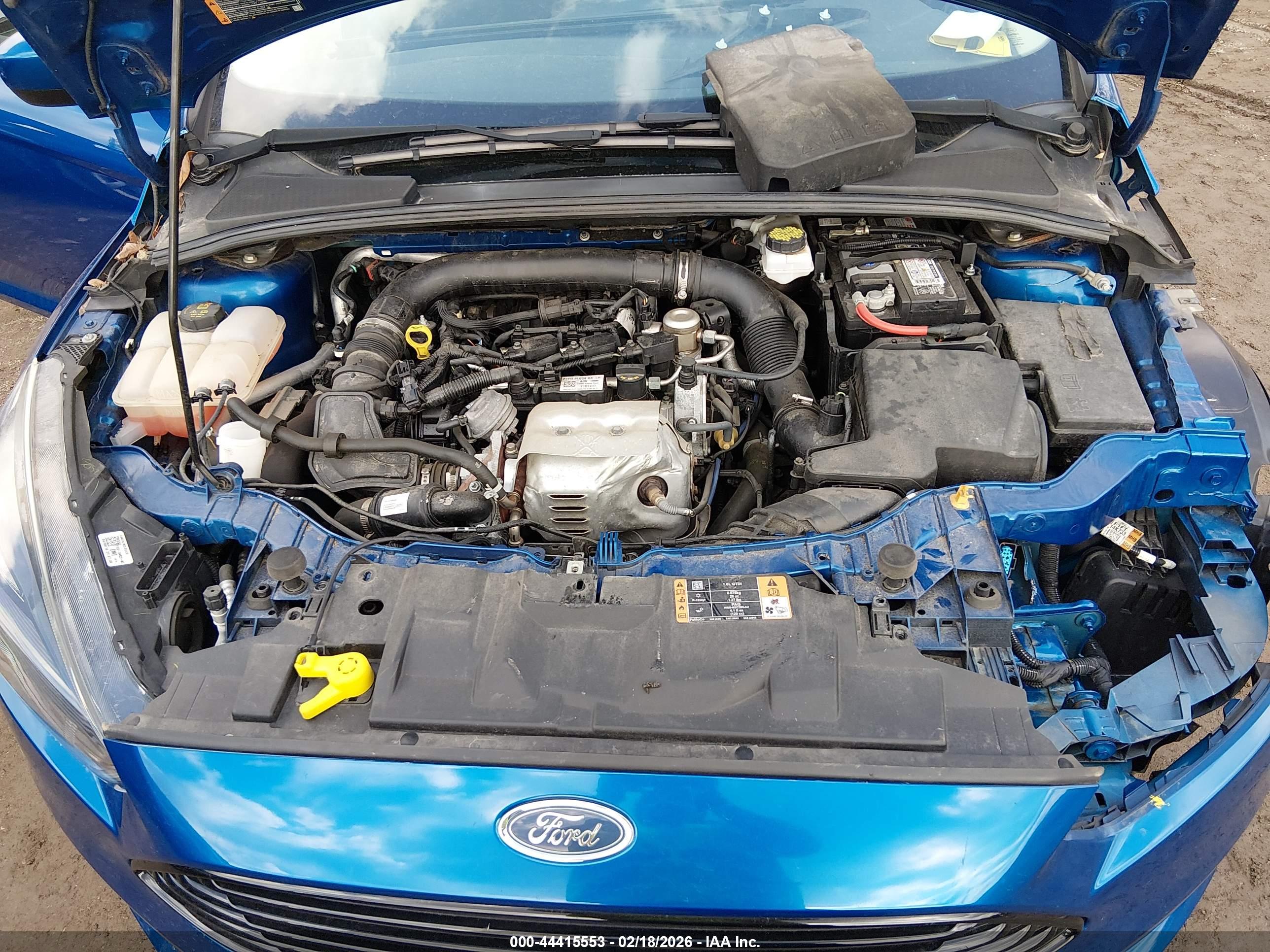 FORD FOCUS image 10