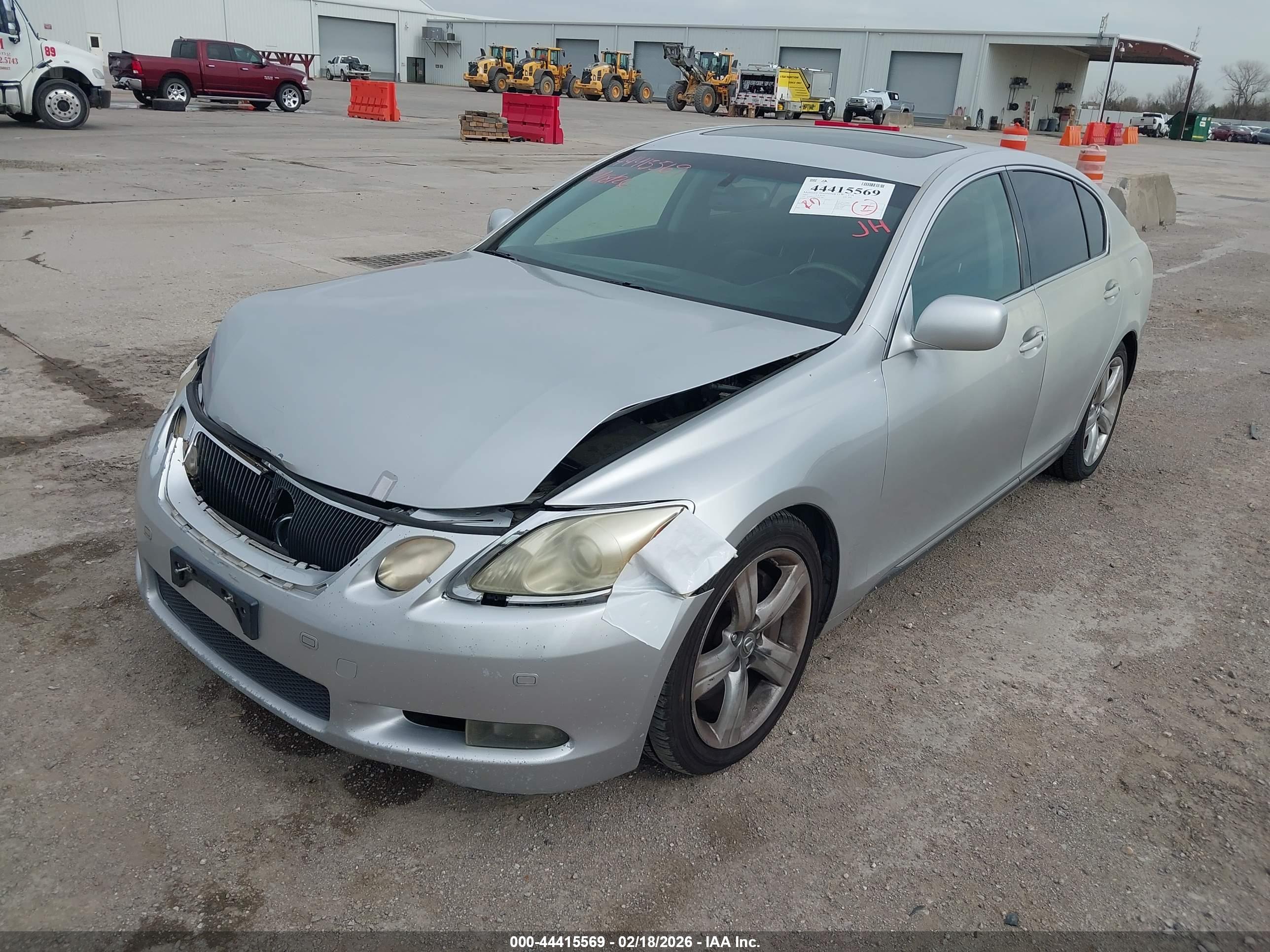 LEXUS GS image 2