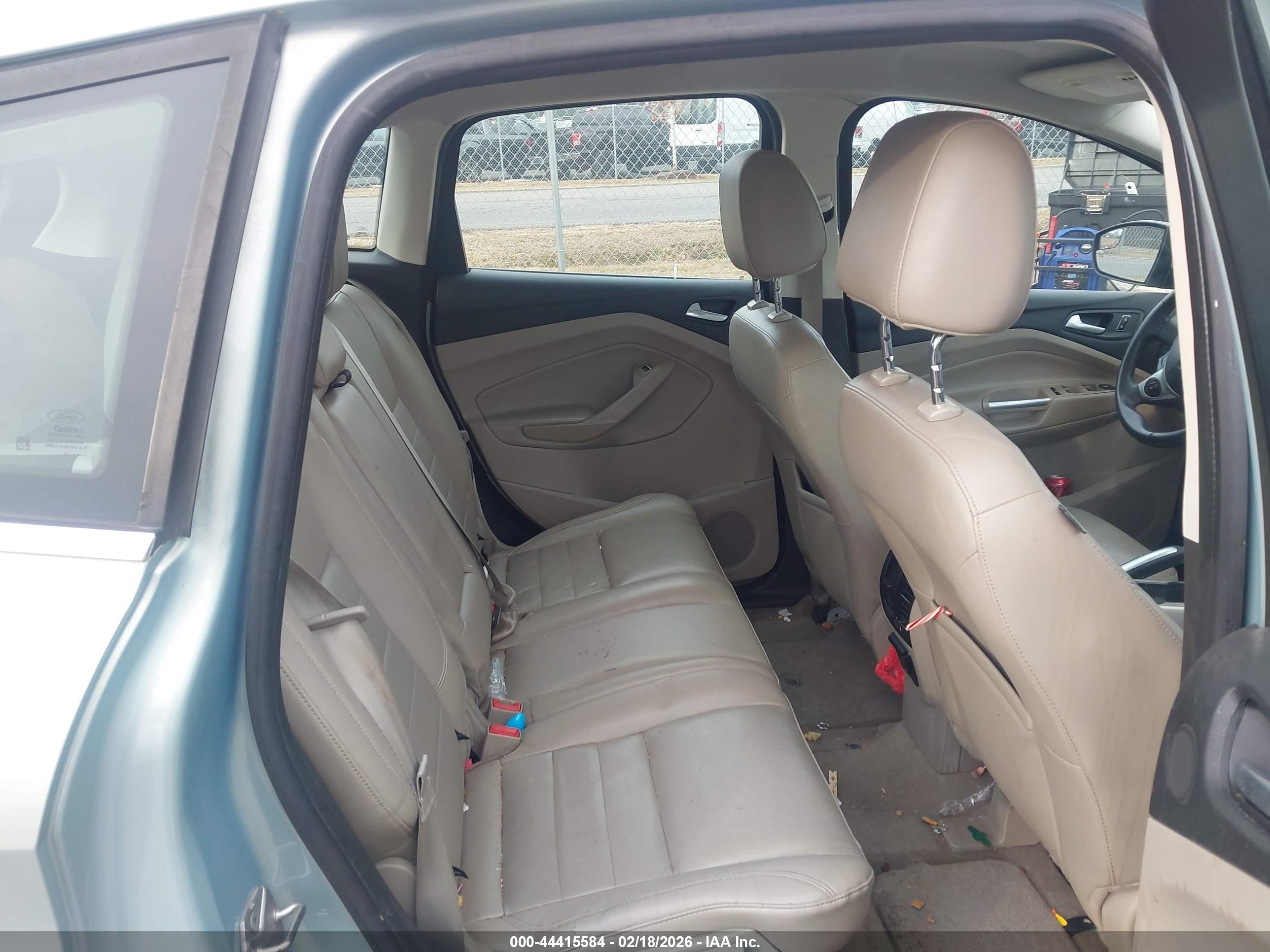 FORD C-MAX image 8