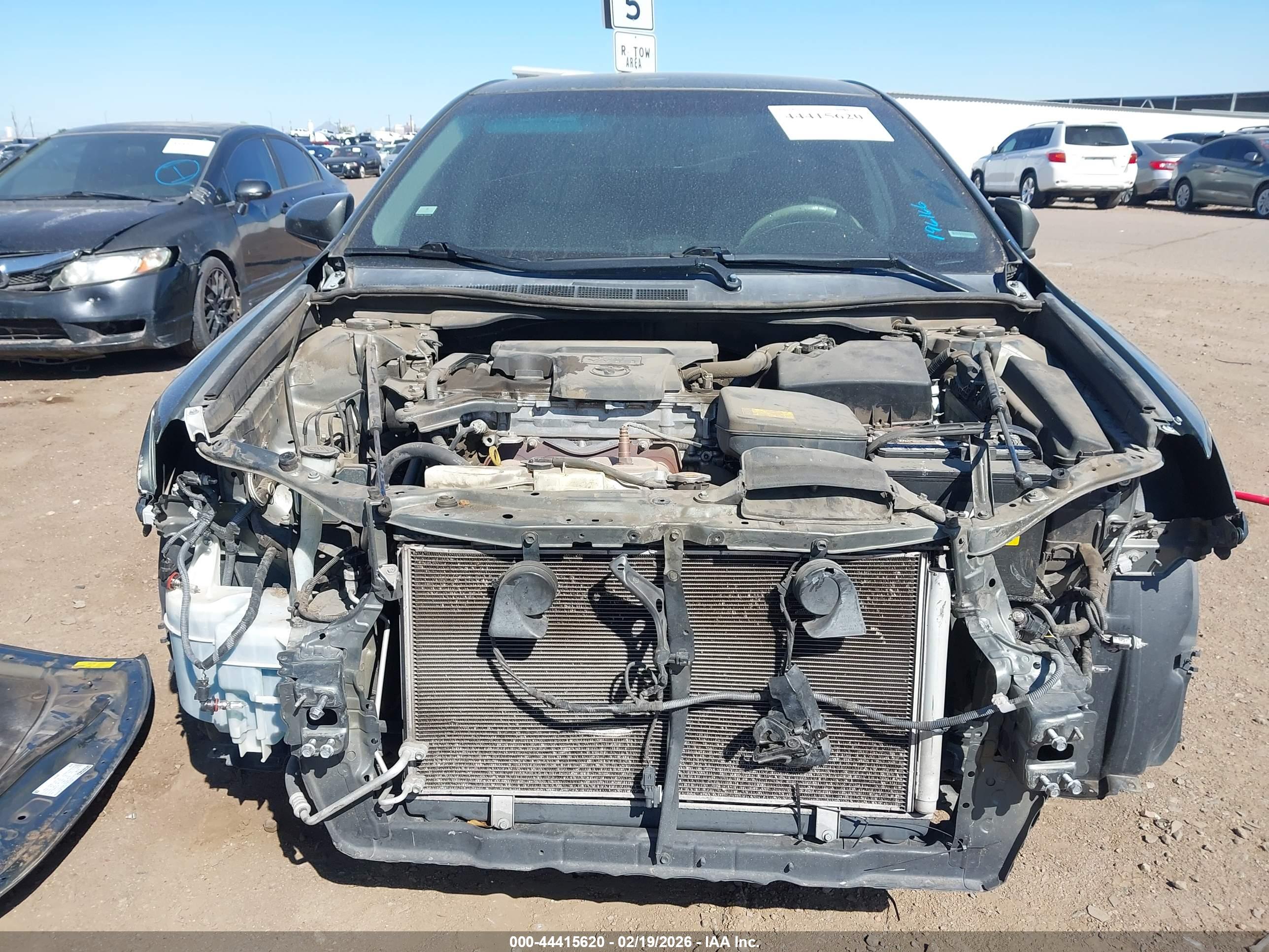 TOYOTA CAMRY image 6