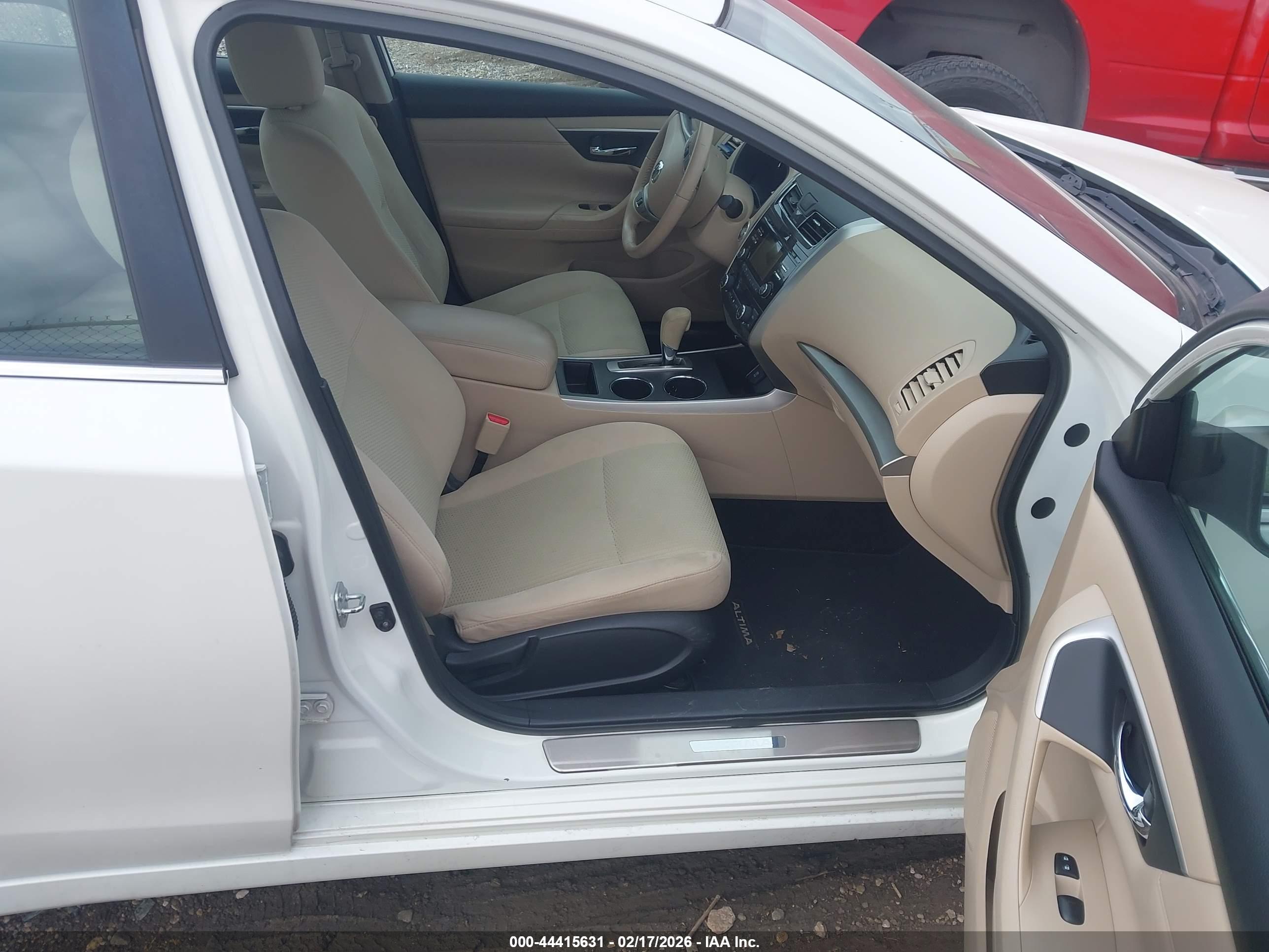 NISSAN ALTIMA image 5