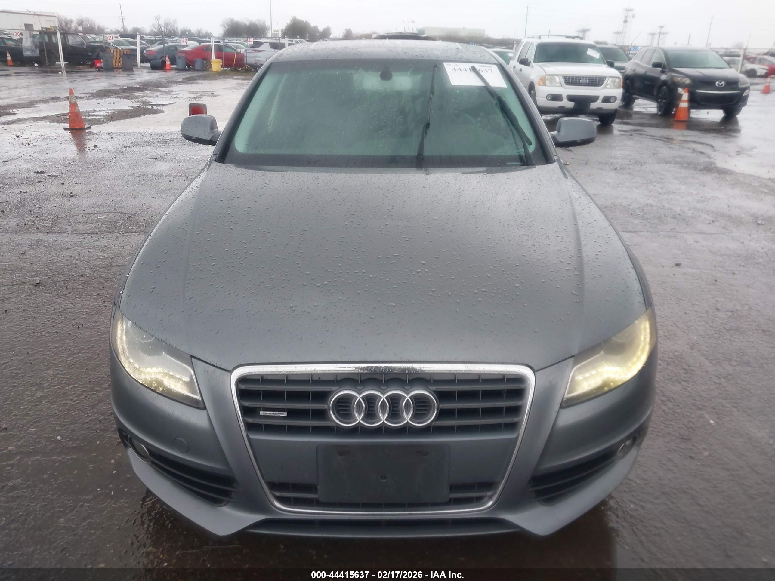 AUDI A4 image 6