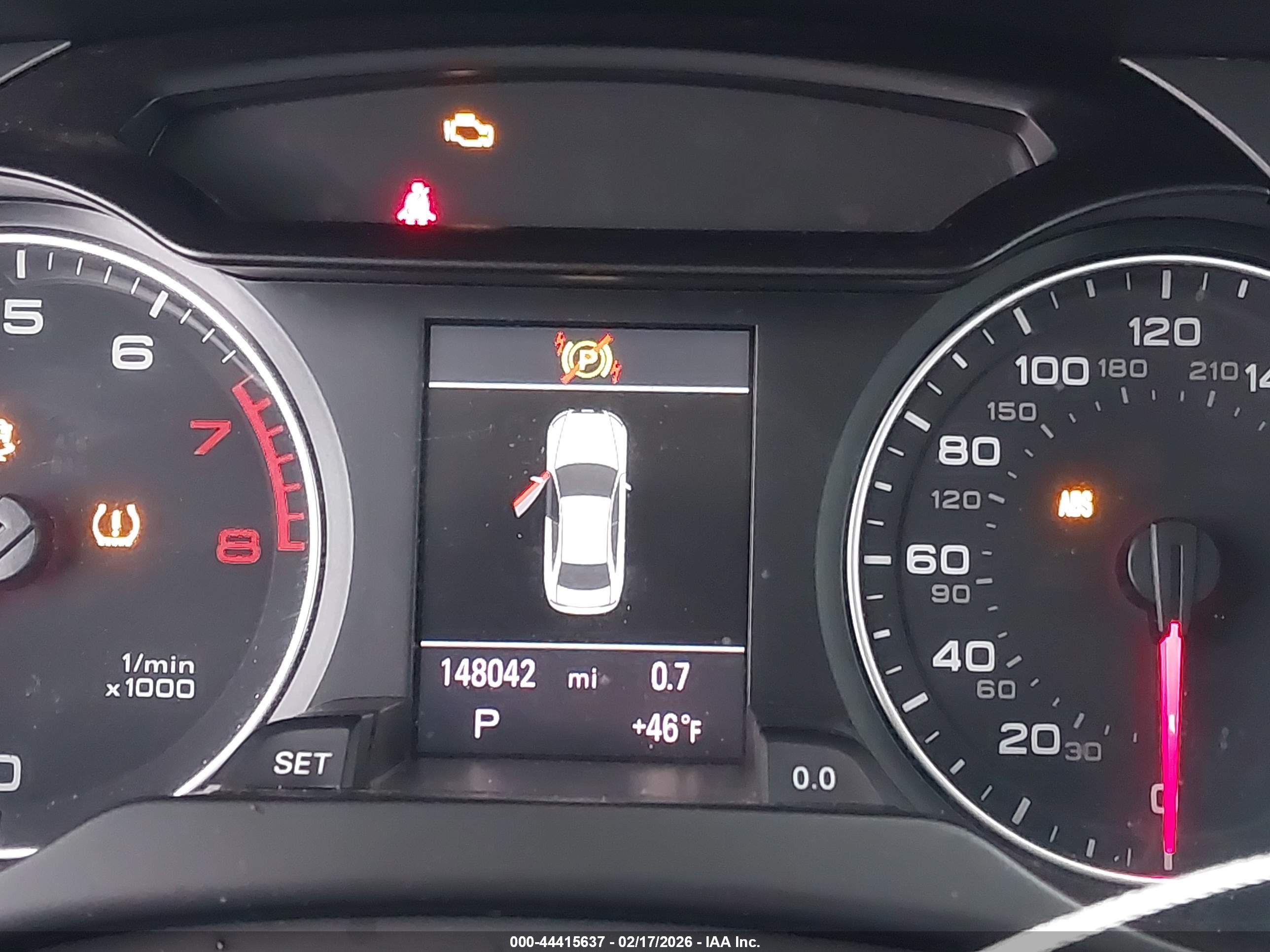 AUDI A4 image 7