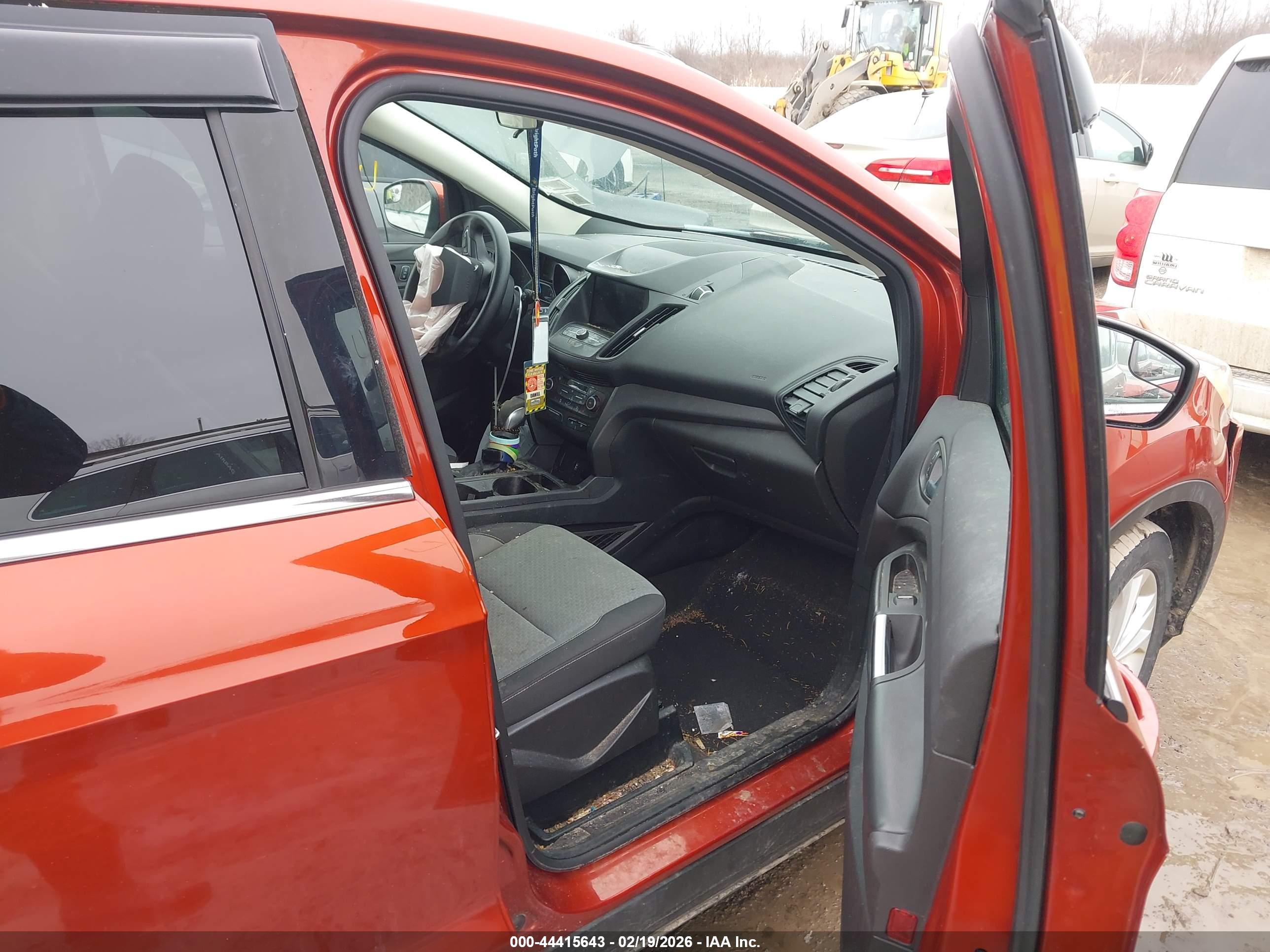 FORD ESCAPE image 5