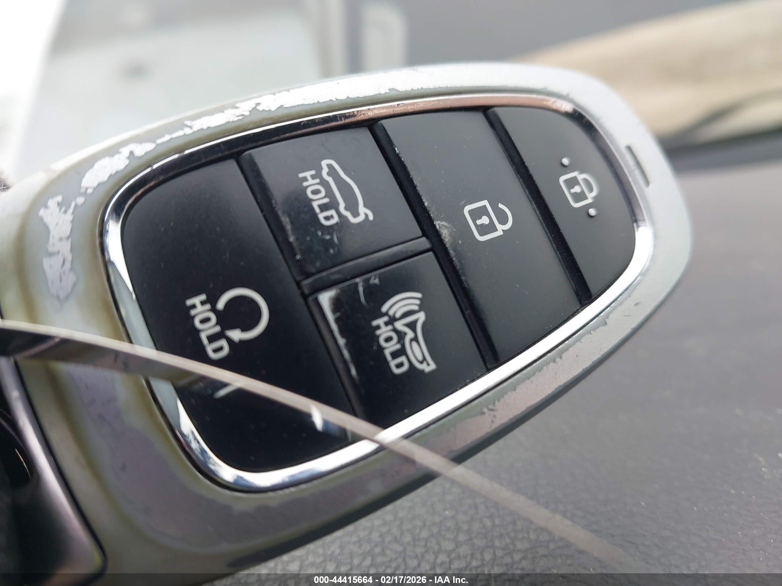 HYUNDAI SONATA image 11