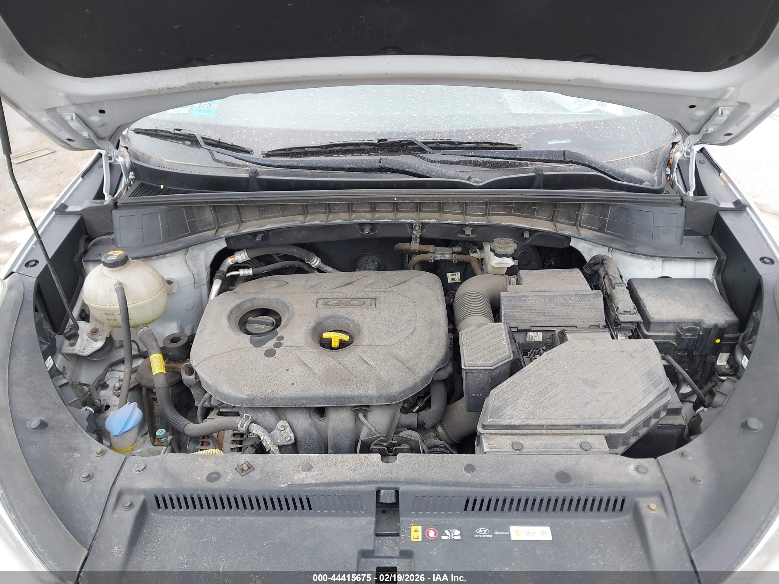 HYUNDAI TUCSON image 10