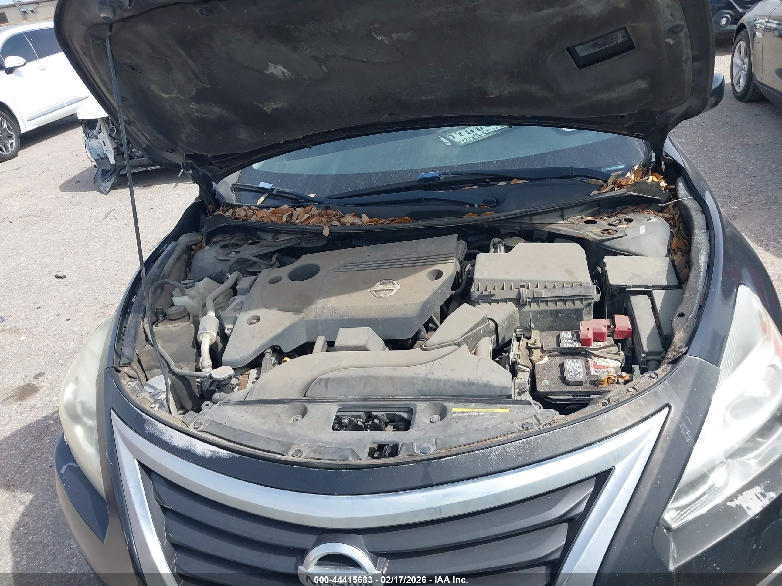 NISSAN ALTIMA image 10
