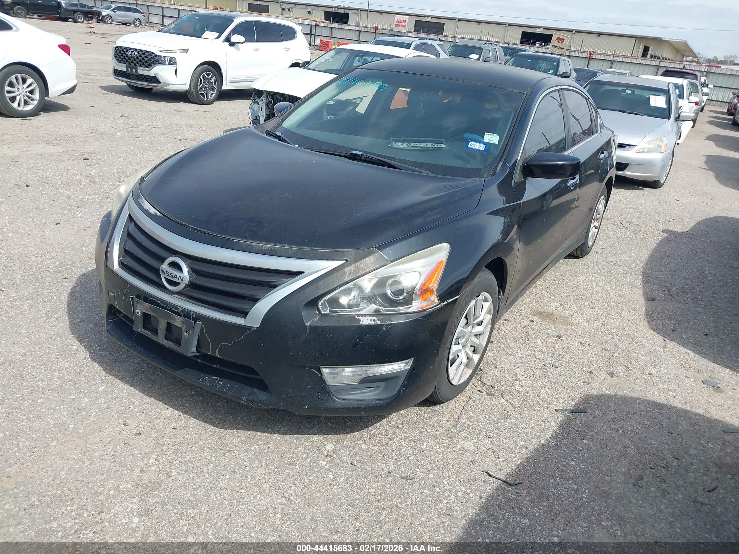 NISSAN ALTIMA image 2