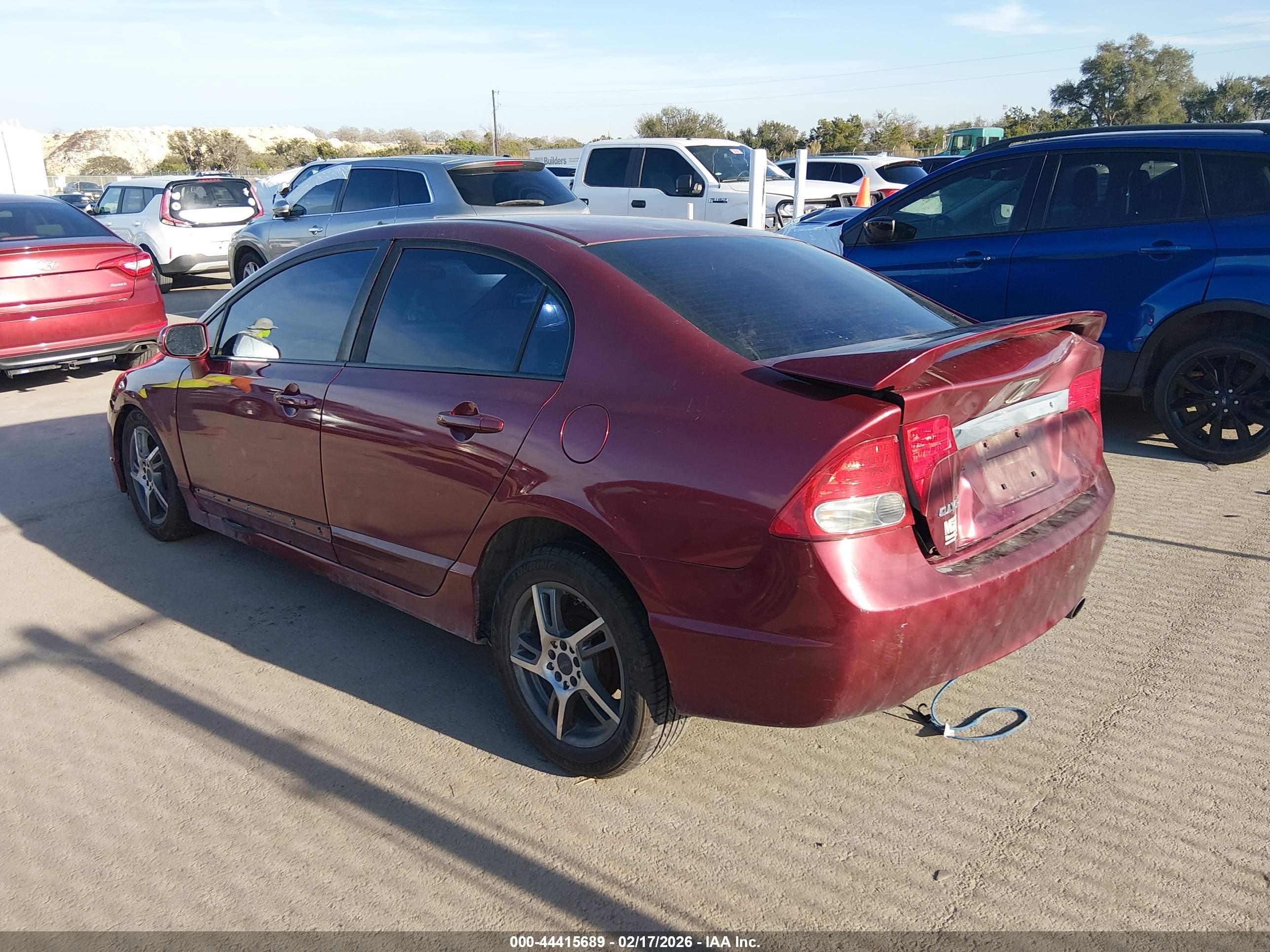 HONDA CIVIC image 3