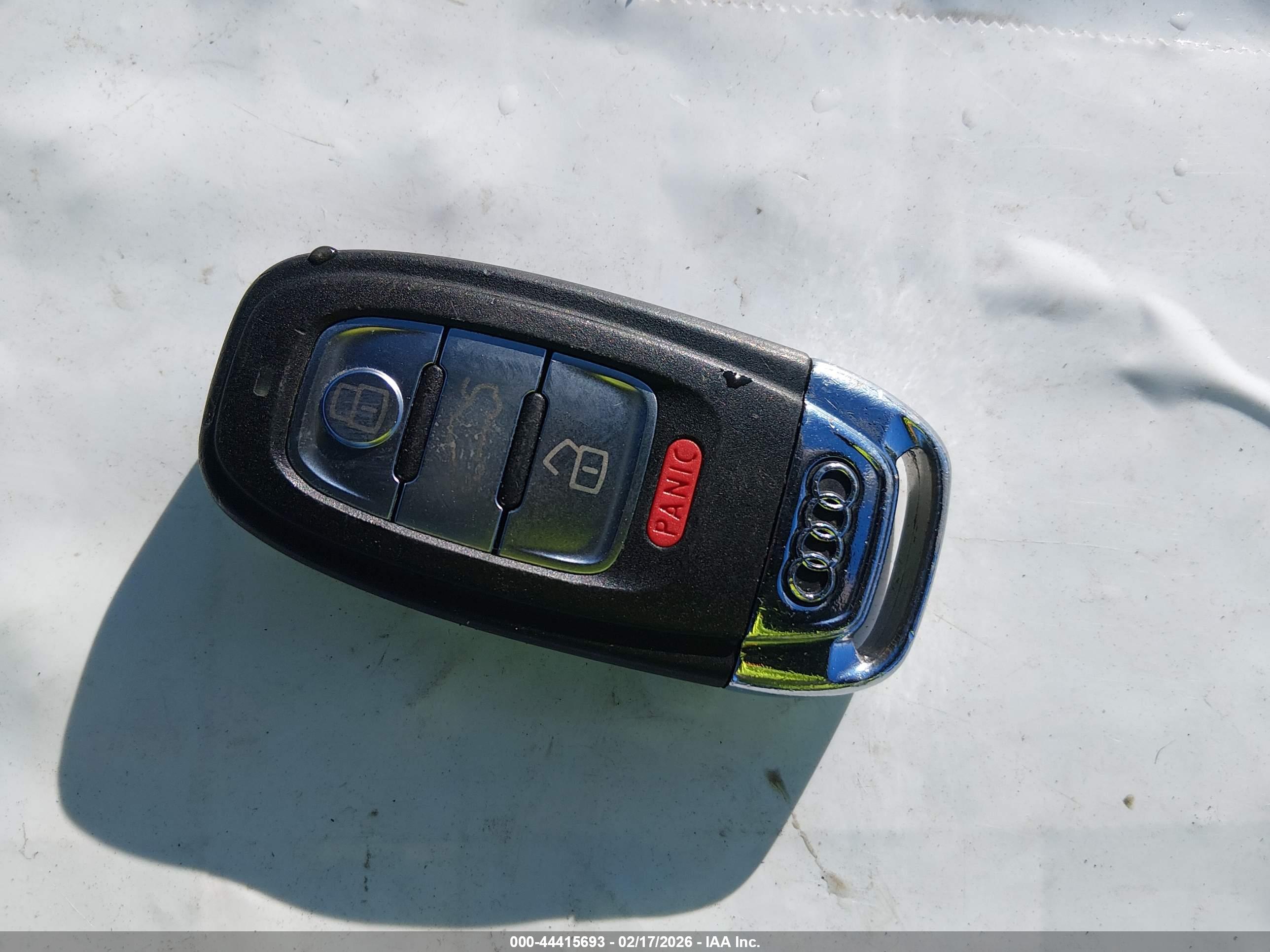 AUDI A6 image 11