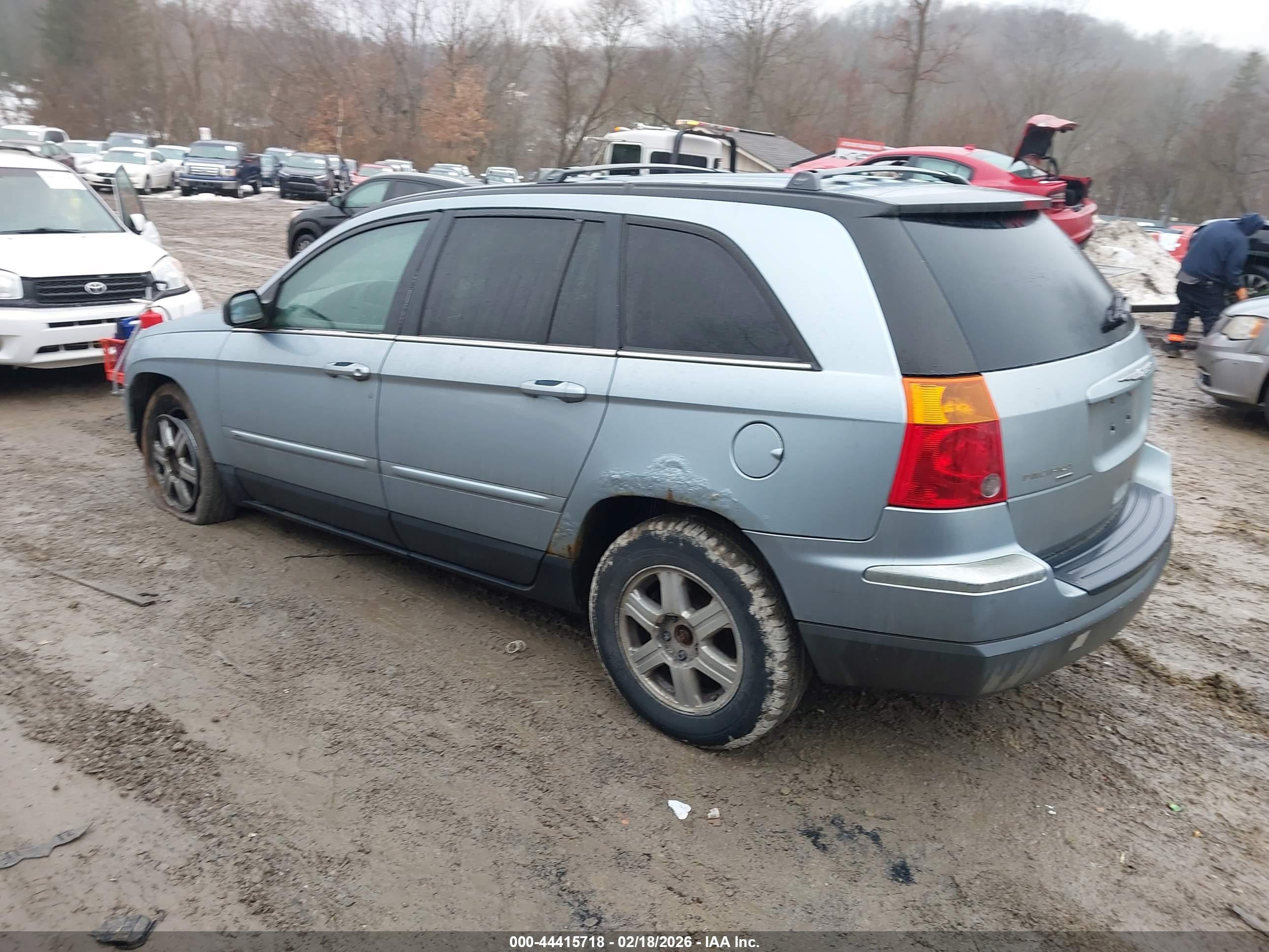 CHRYSLER PACIFICA image 3