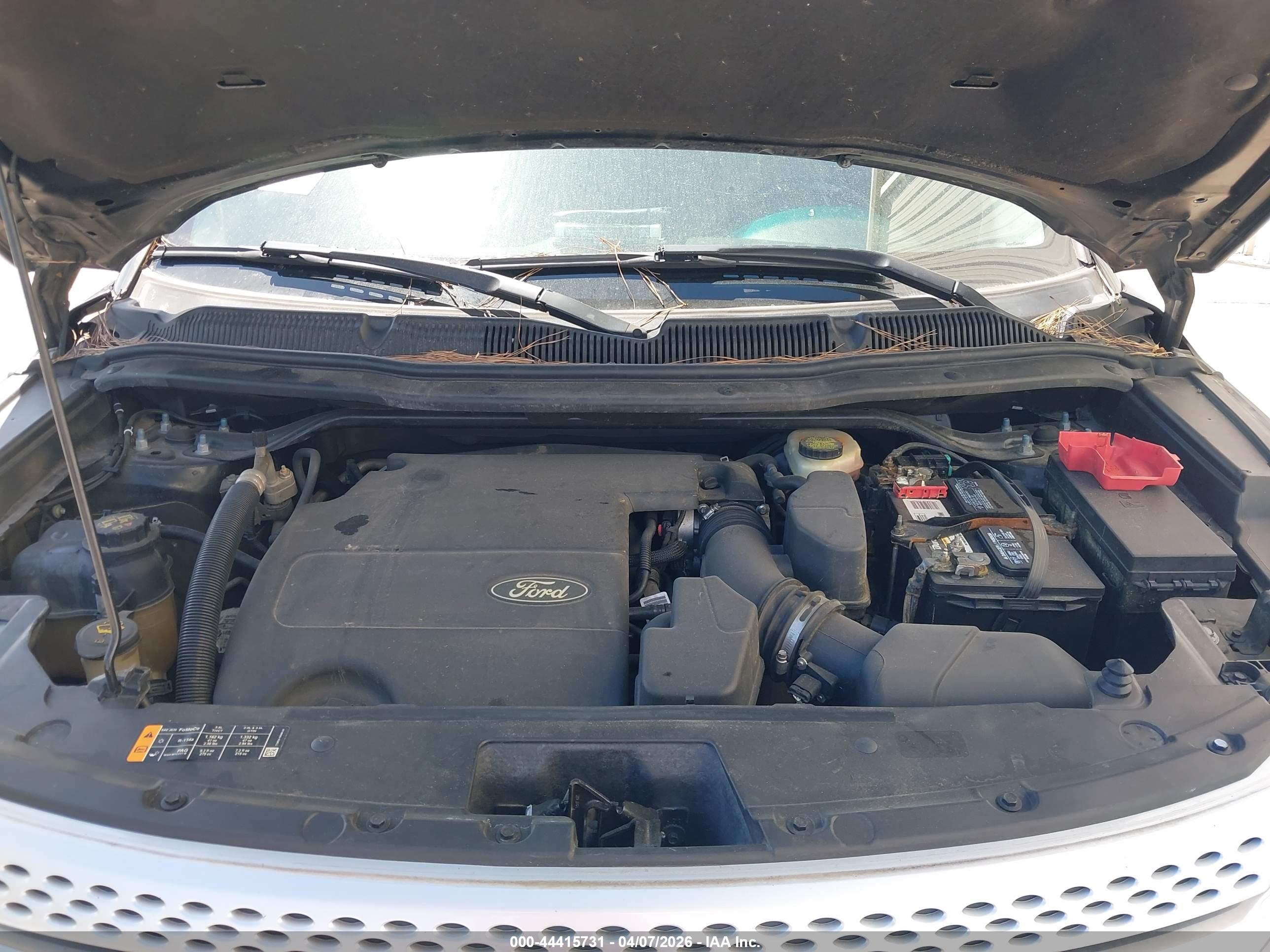FORD EXPLORER image 10