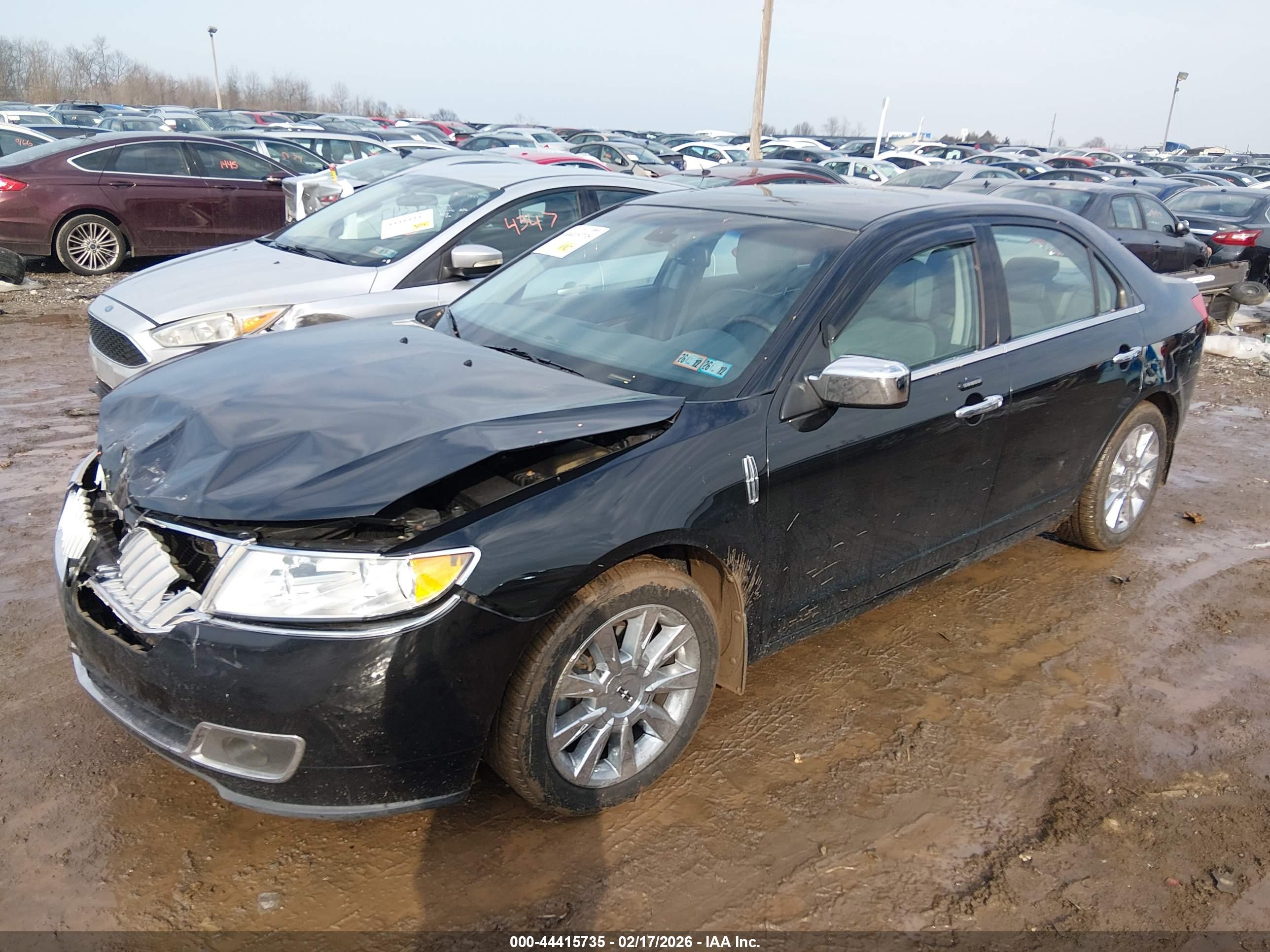 LINCOLN MKZ image 2