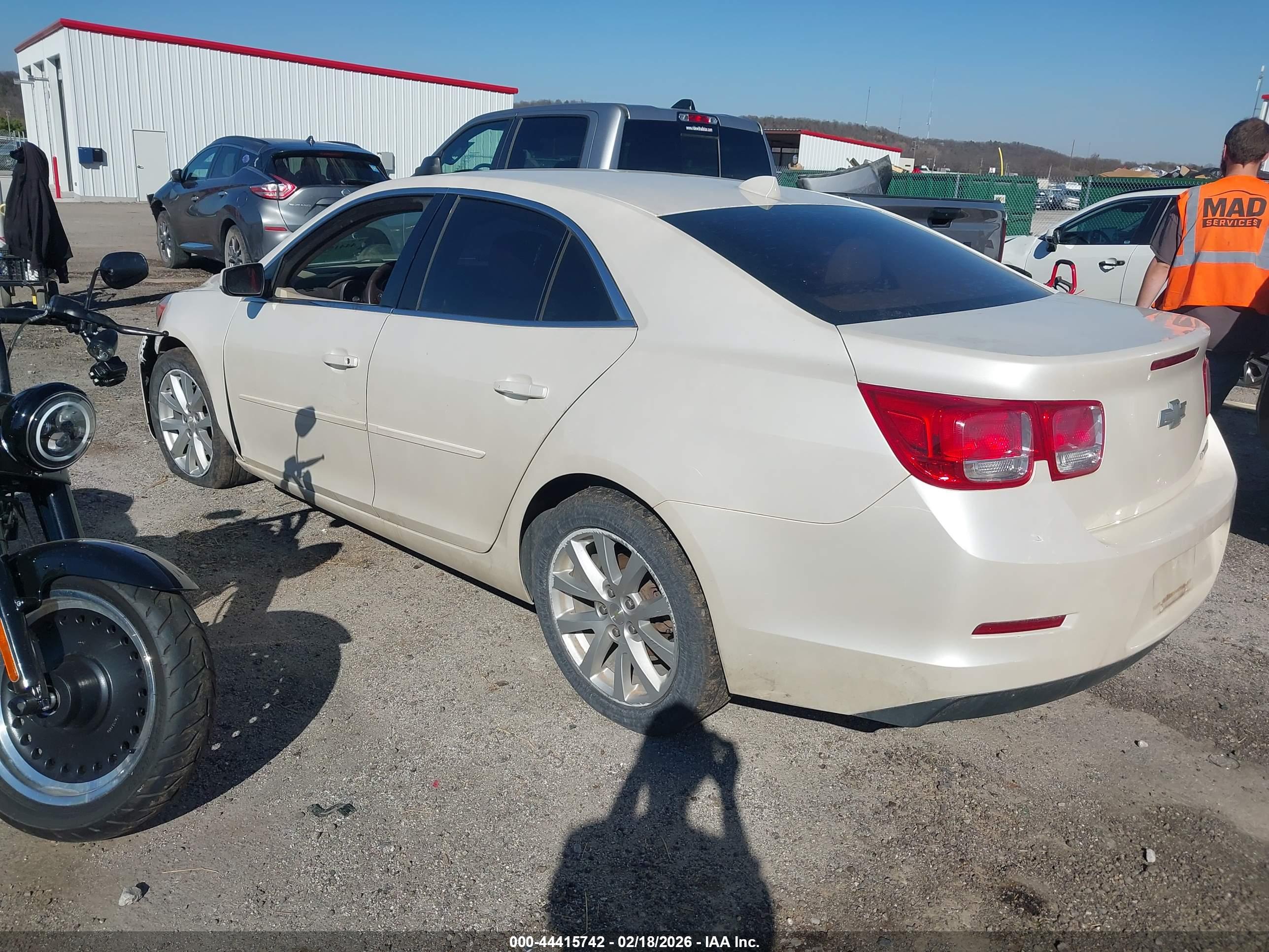 CHEVROLET MALIBU image 3