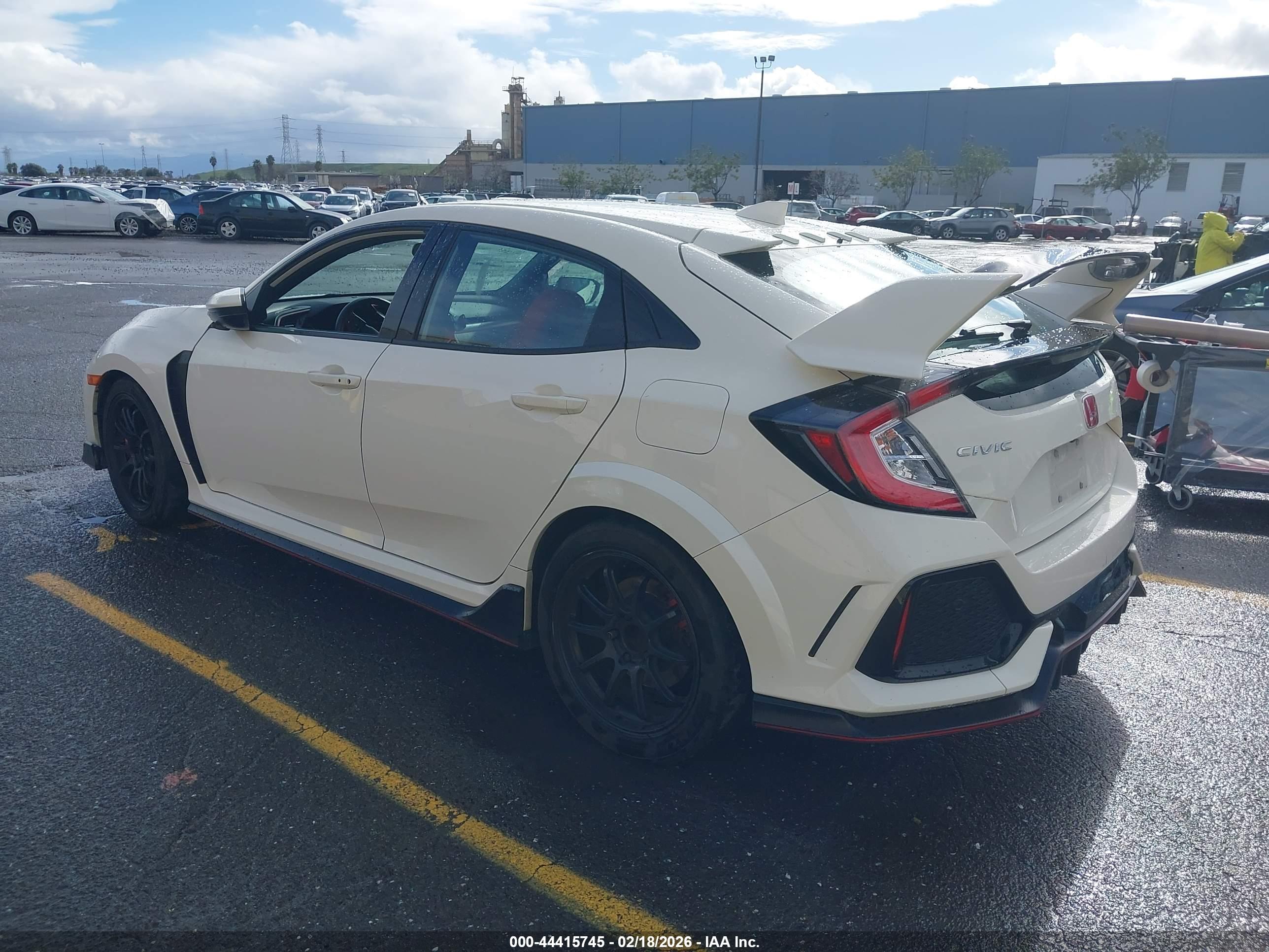 HONDA CIVIC image 3
