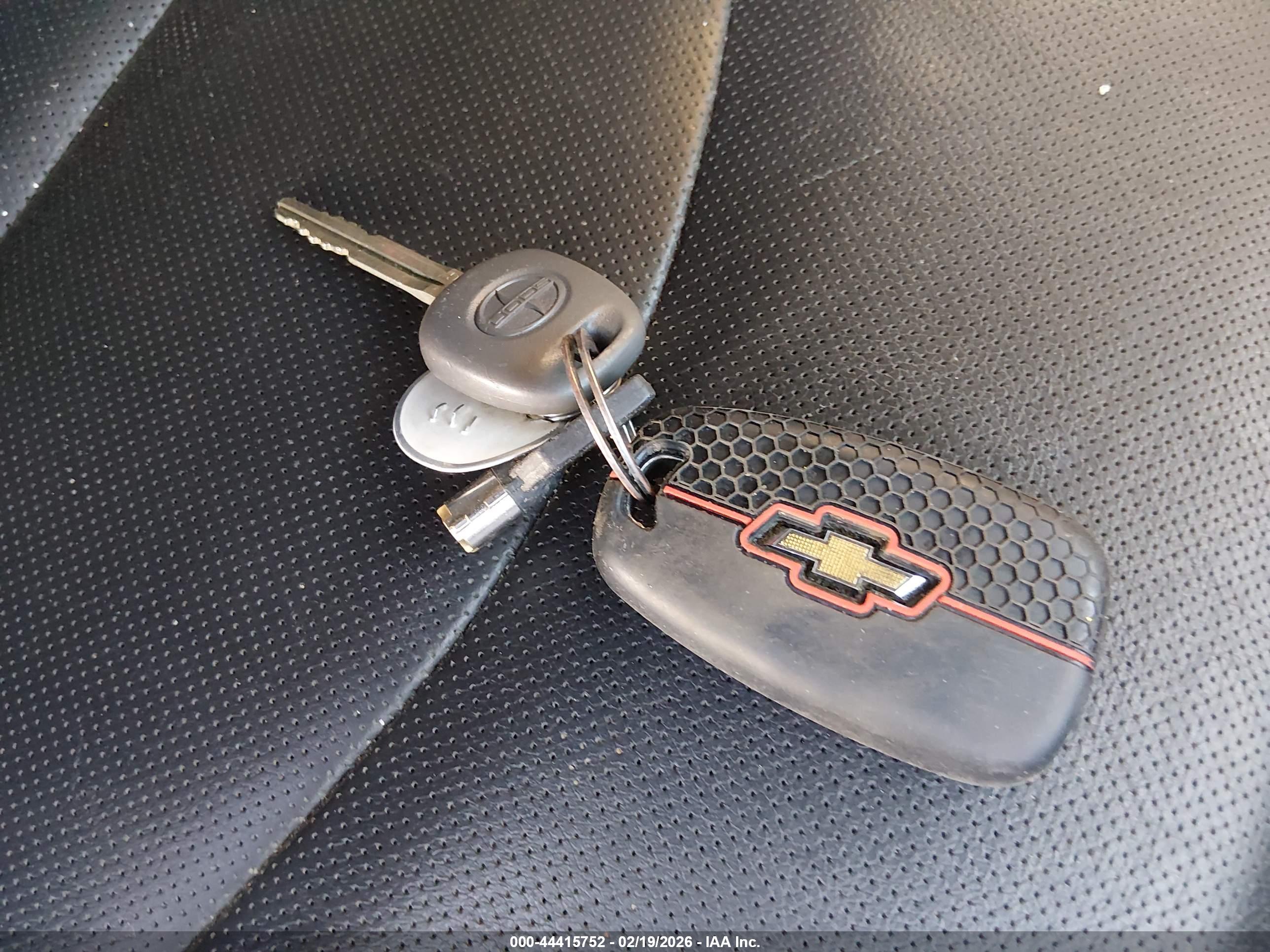 CHEVROLET EQUINOX image 11