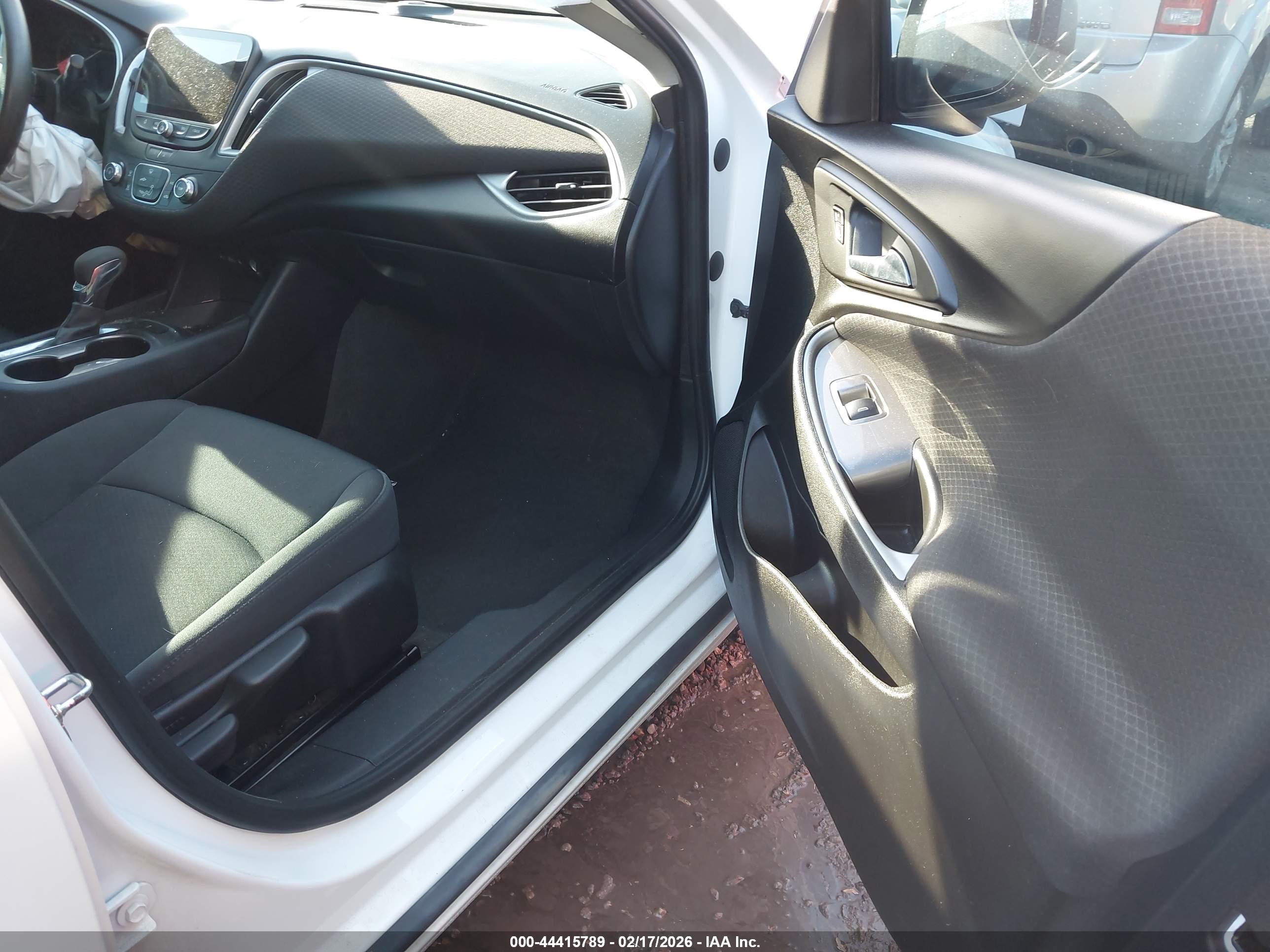 CHEVROLET MALIBU image 5