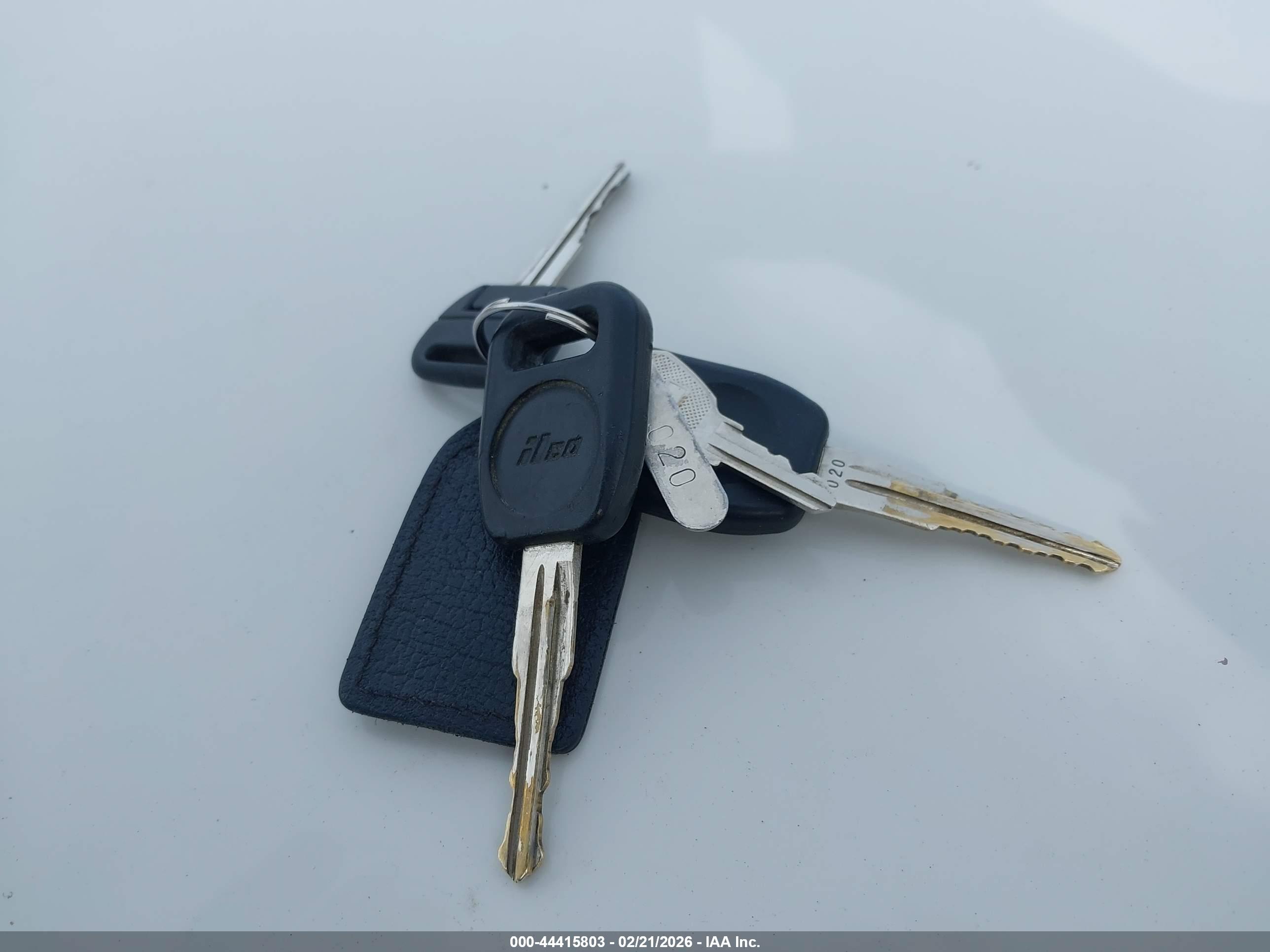 LAND ROVER image 11