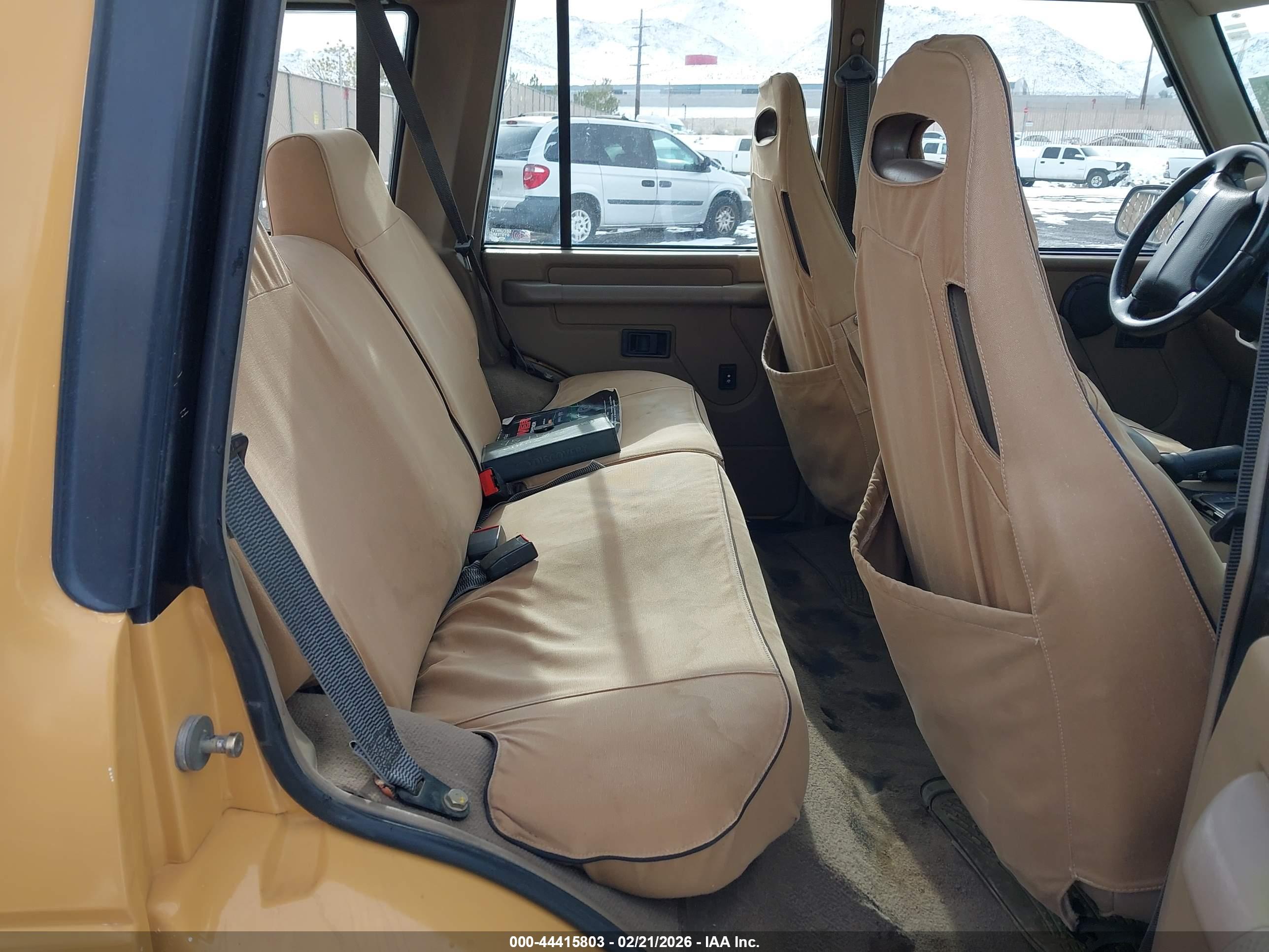 LAND ROVER image 8