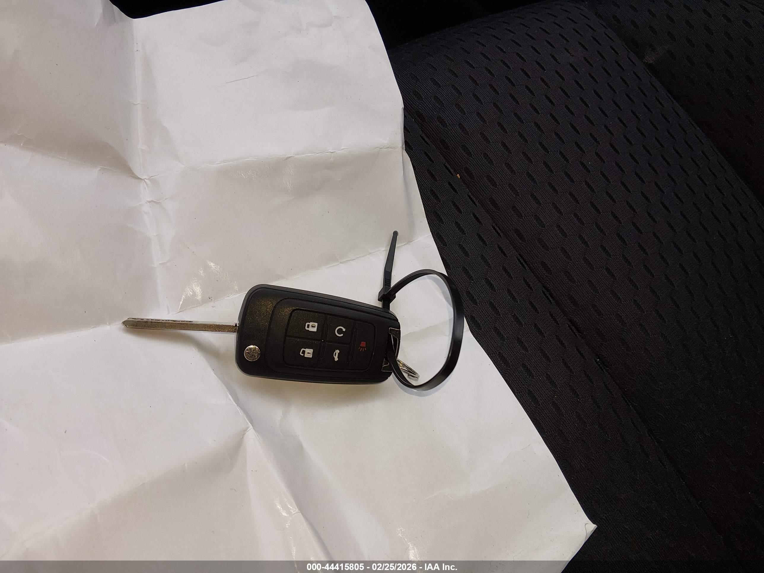 CHEVROLET EQUINOX image 11