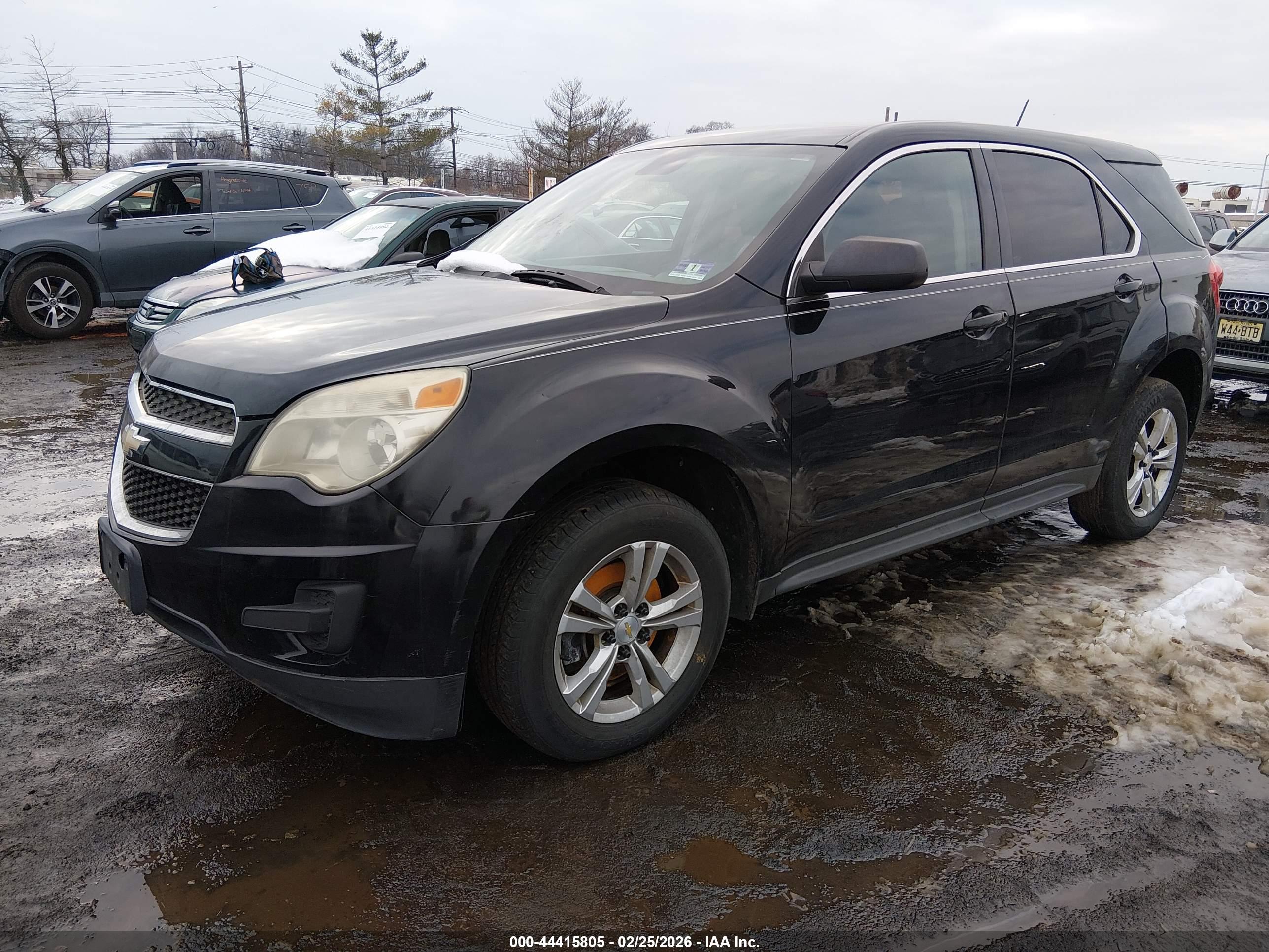CHEVROLET EQUINOX image 2