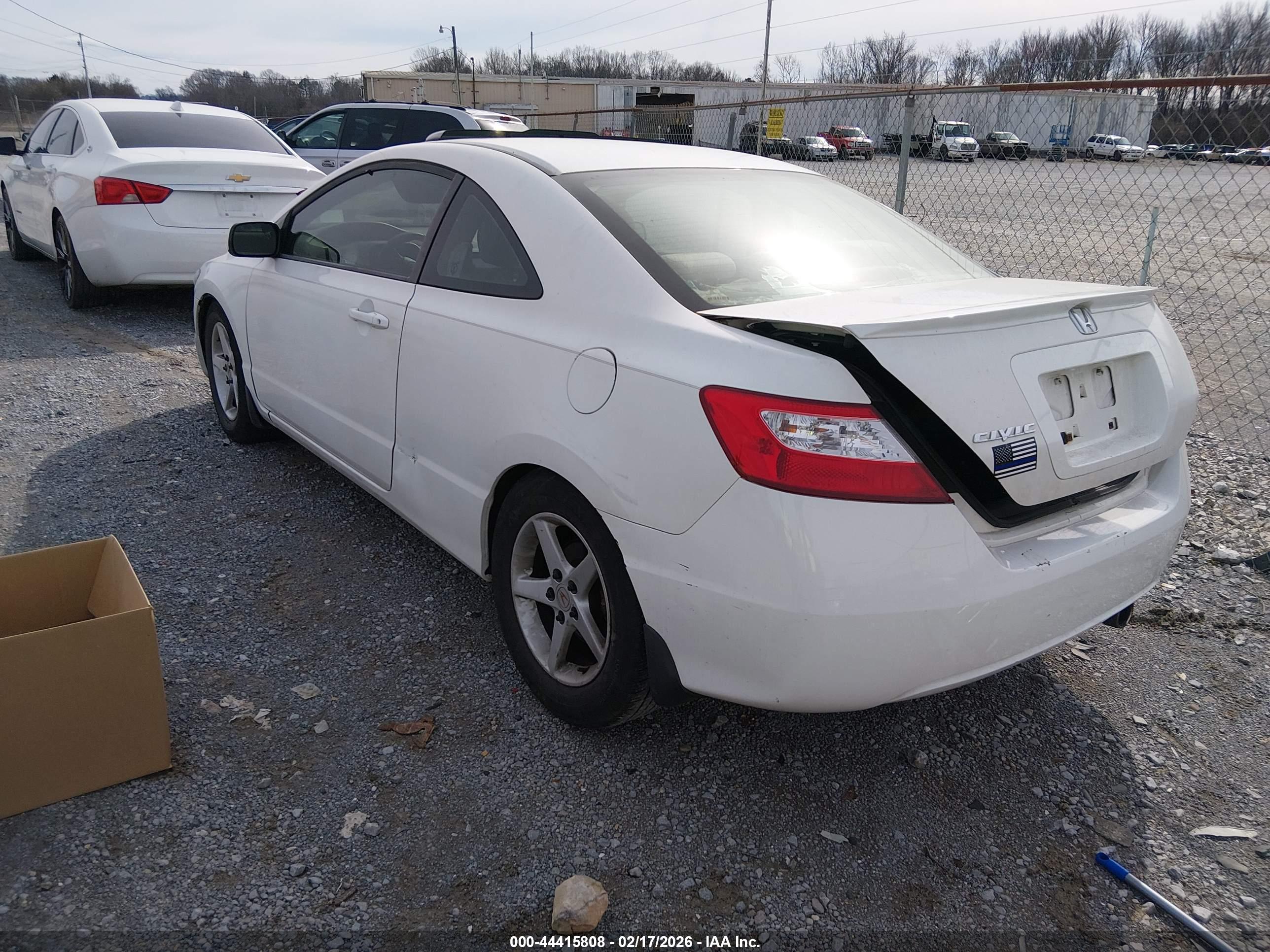 HONDA CIVIC image 3