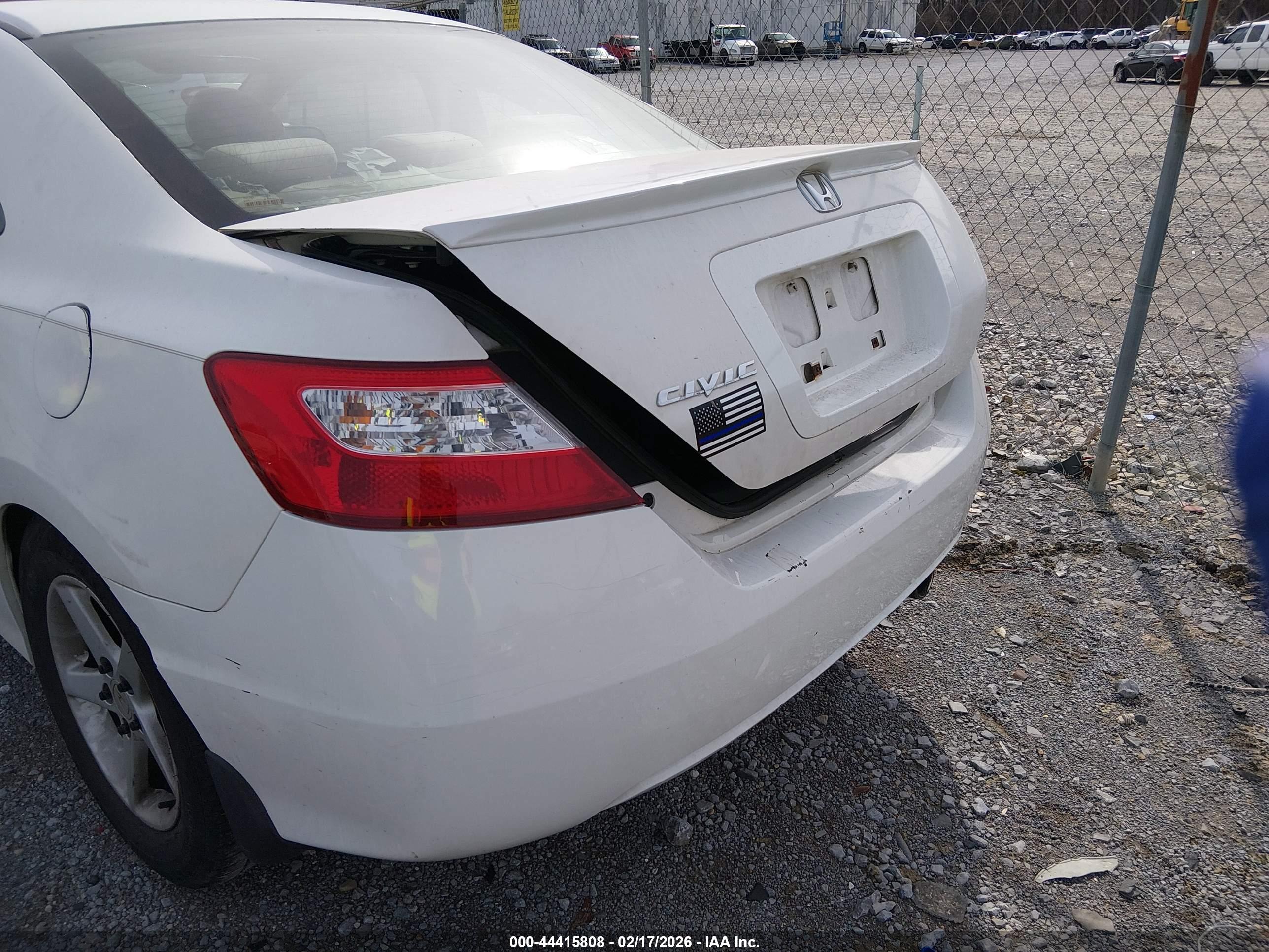 HONDA CIVIC image 6