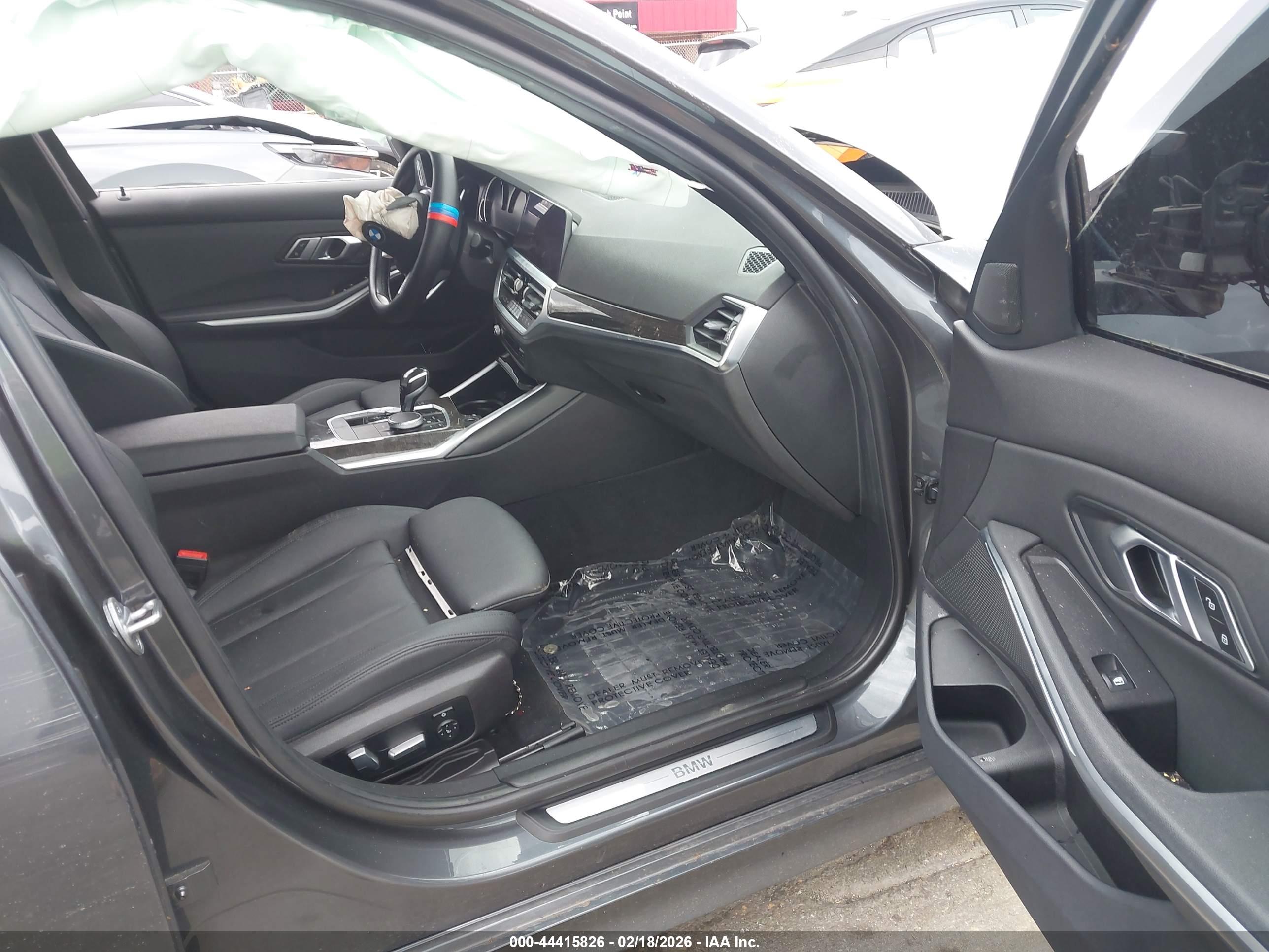 BMW 330I image 5