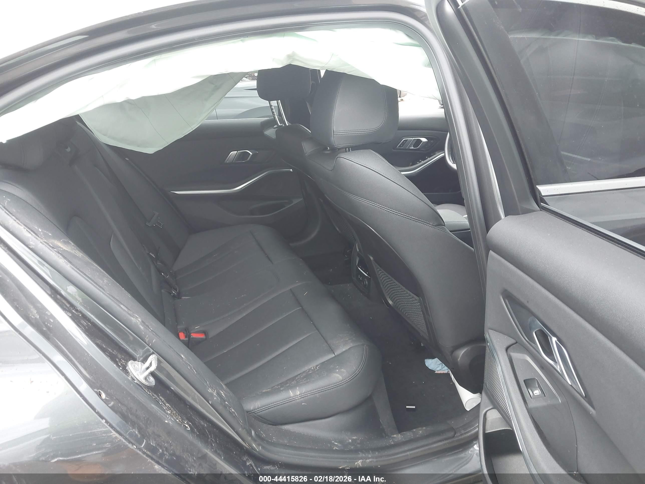 BMW 330I image 8