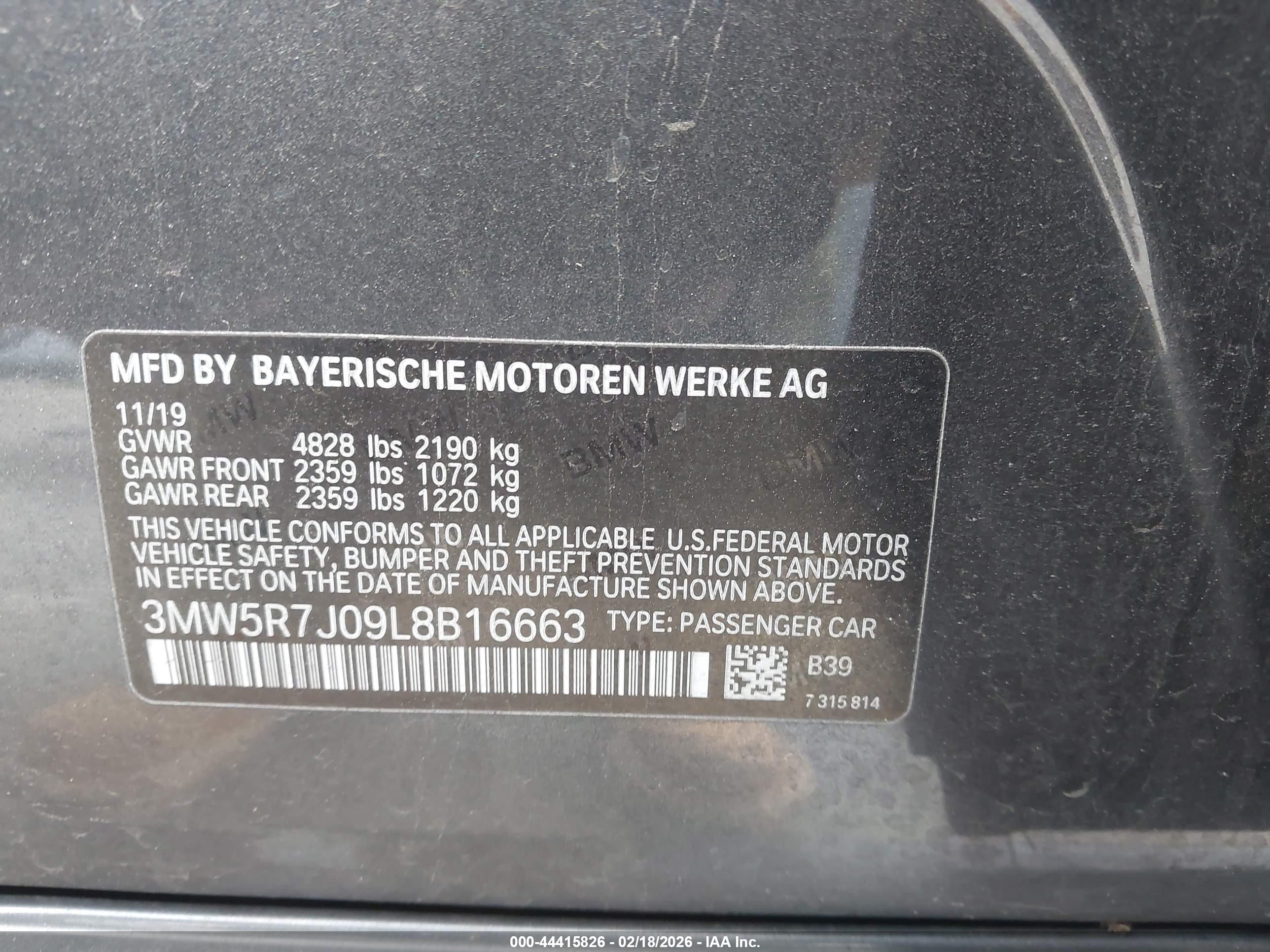 BMW 330I image 9