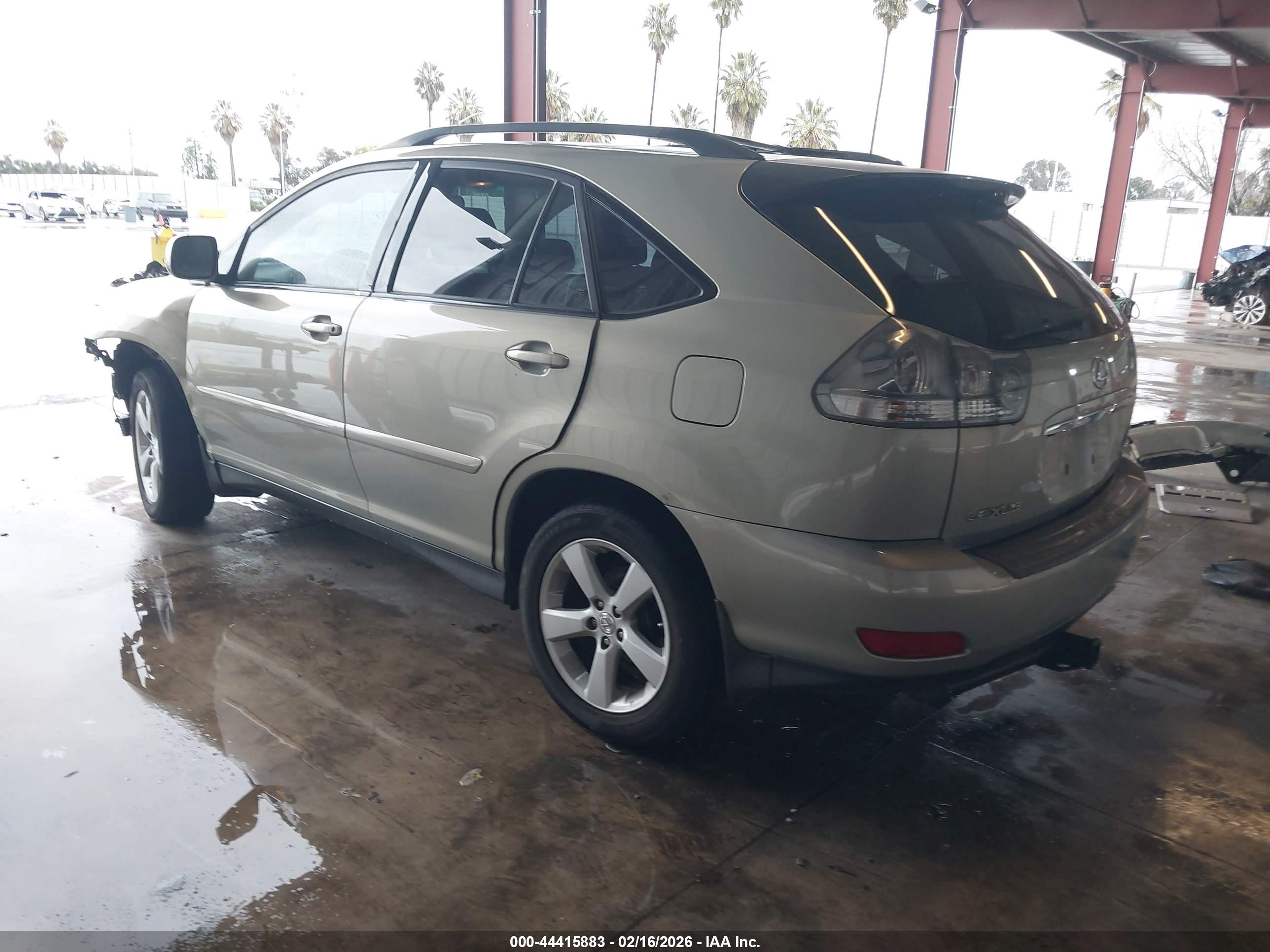 LEXUS RX image 3