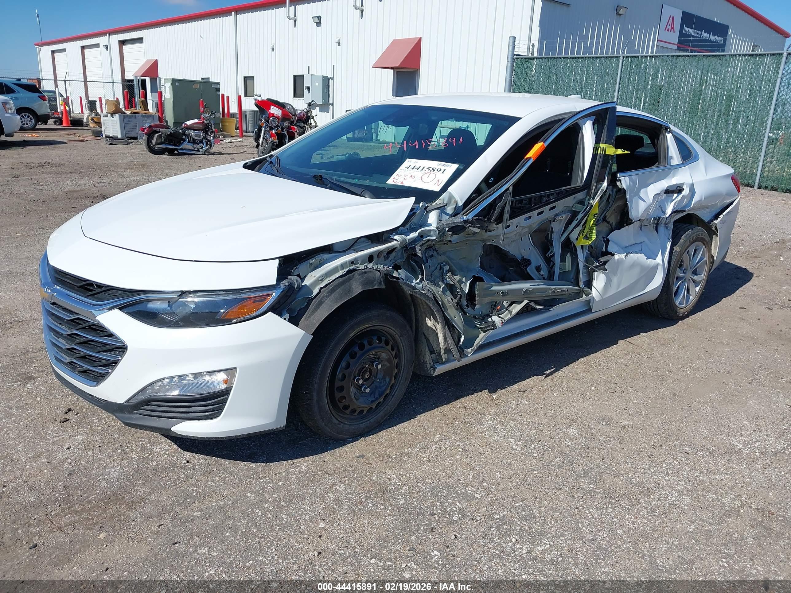 CHEVROLET MALIBU image 2