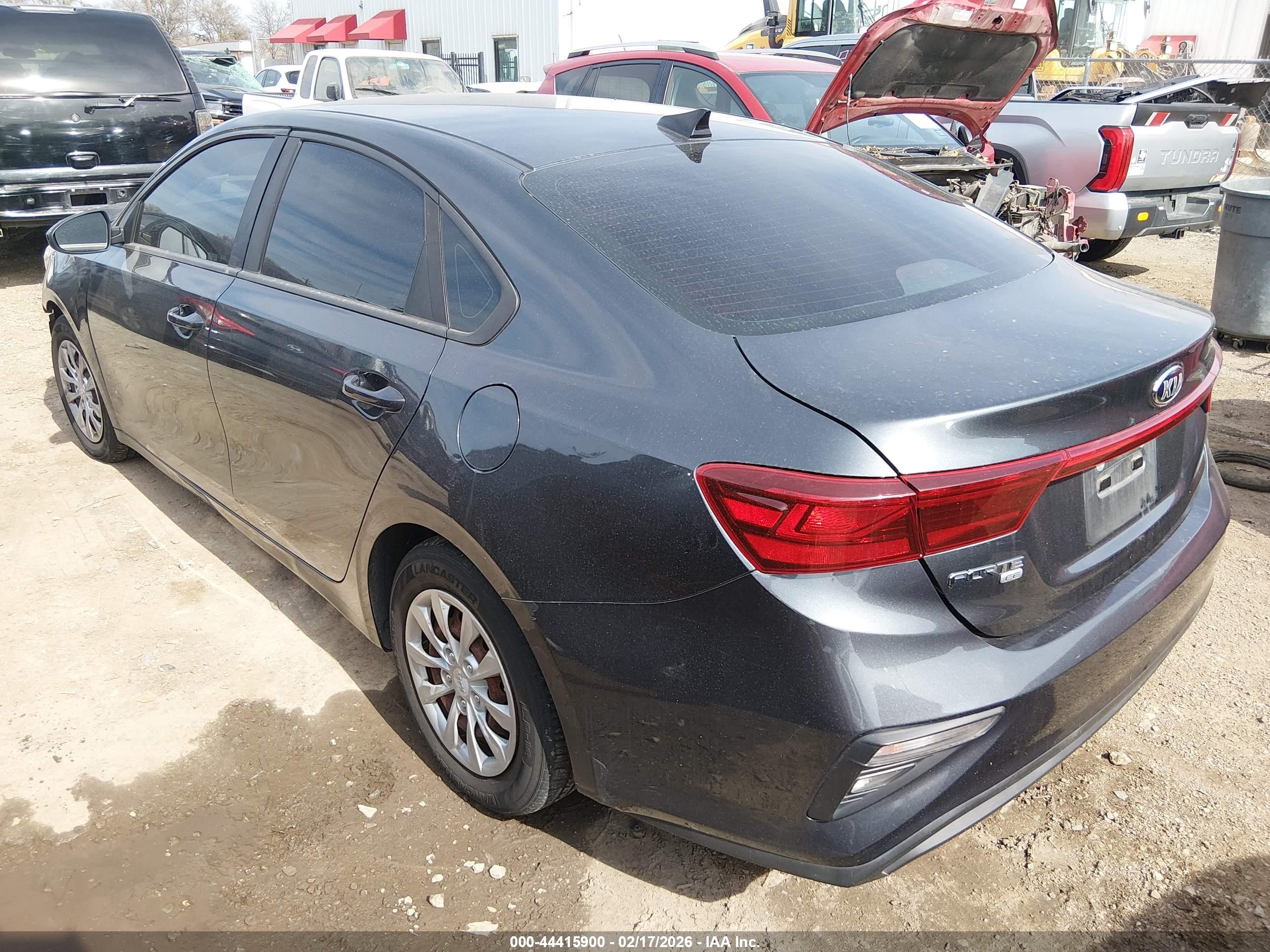 KIA FORTE image 3