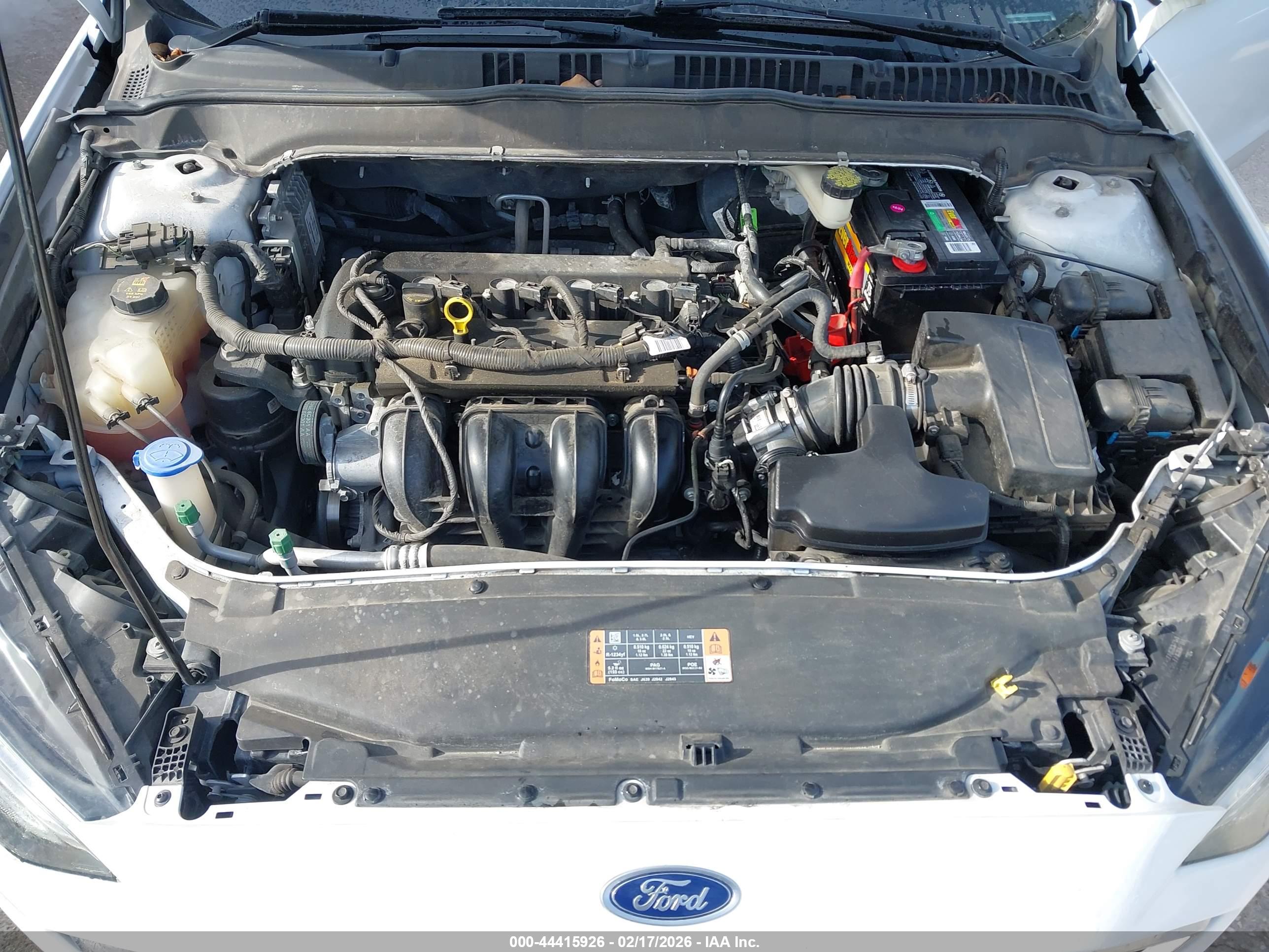 FORD FUSION image 10