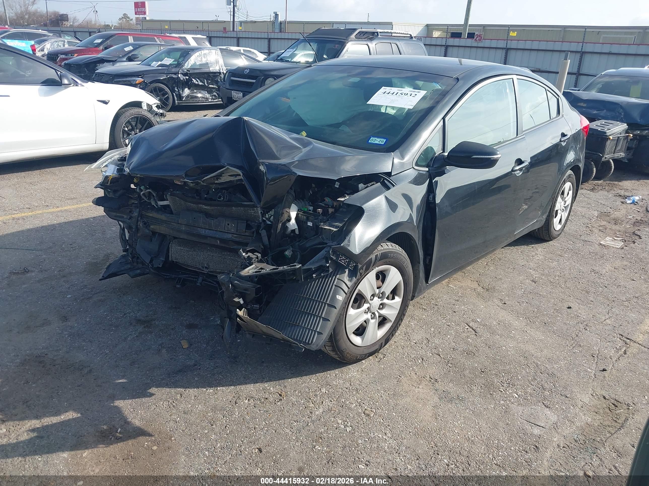 KIA FORTE image 2