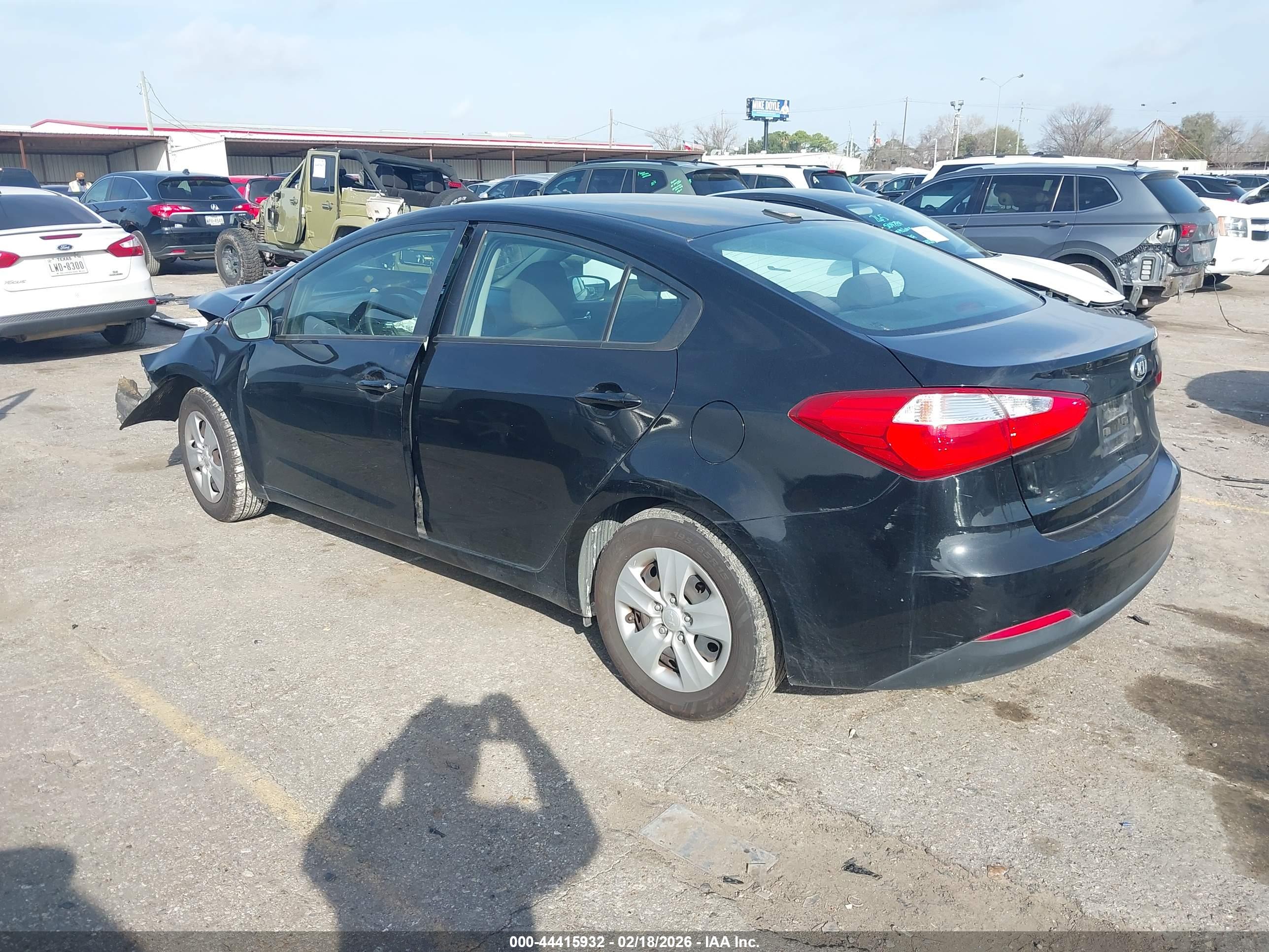 KIA FORTE image 3