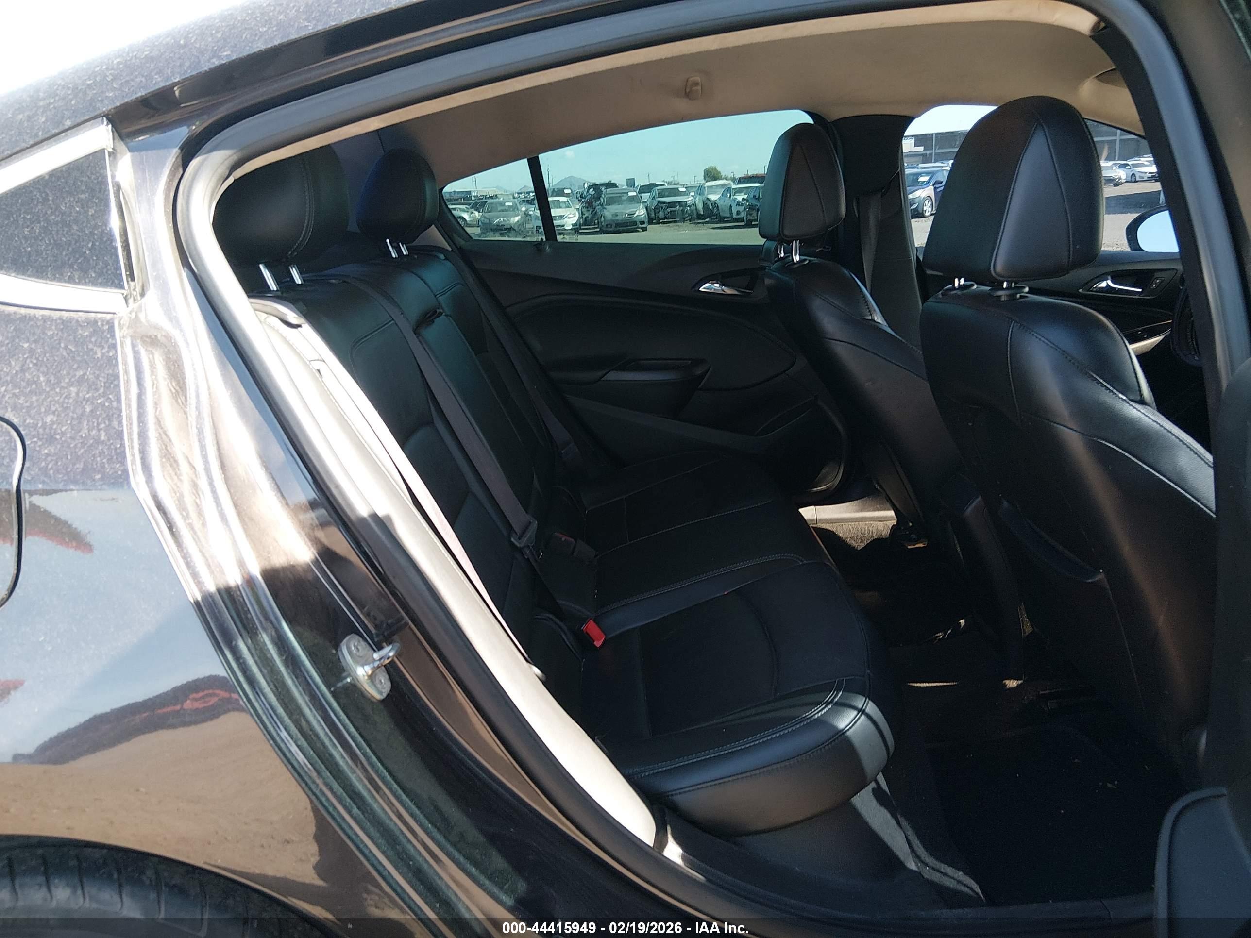 CHEVROLET CRUZE image 8