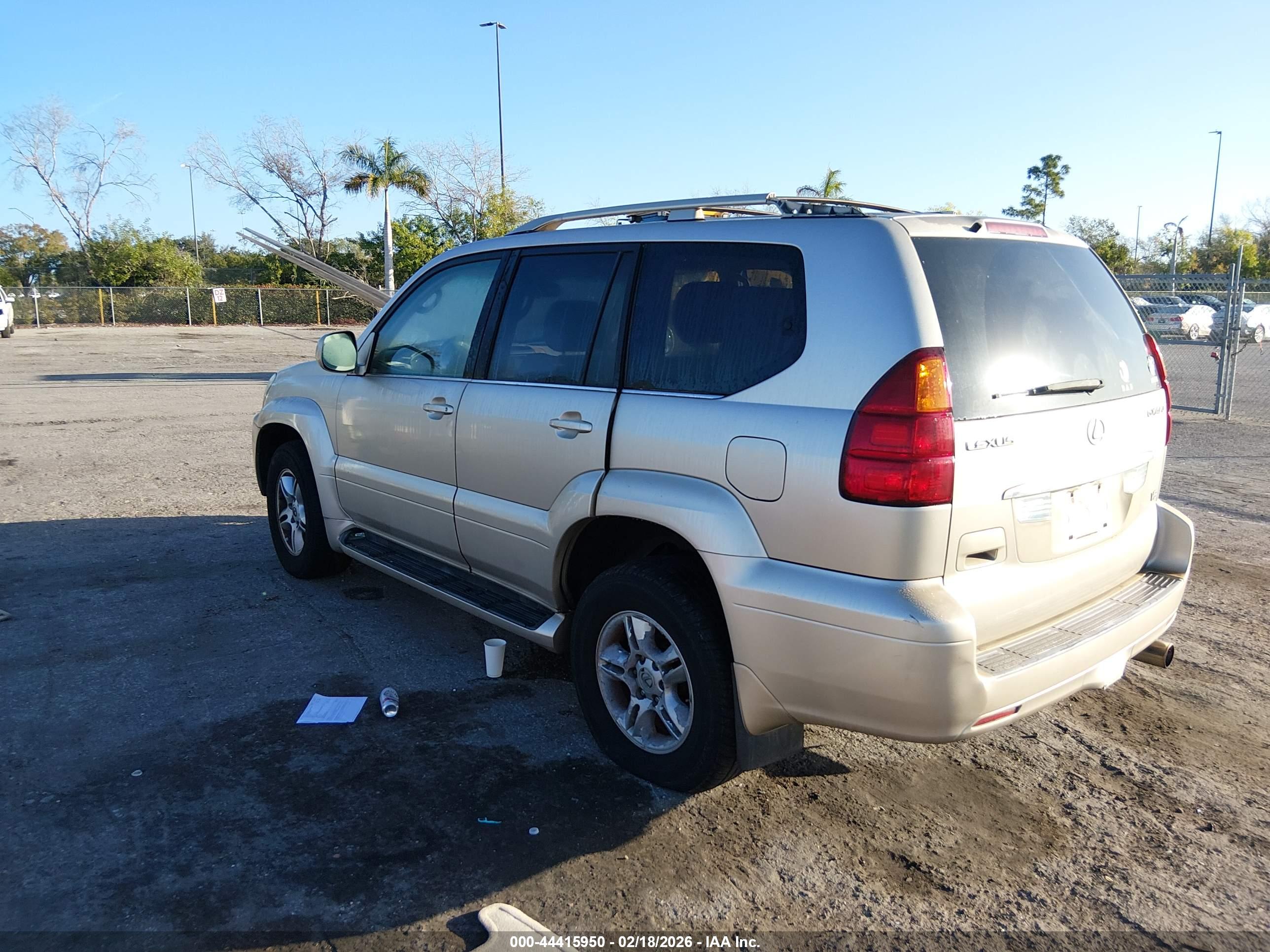 LEXUS GX image 3