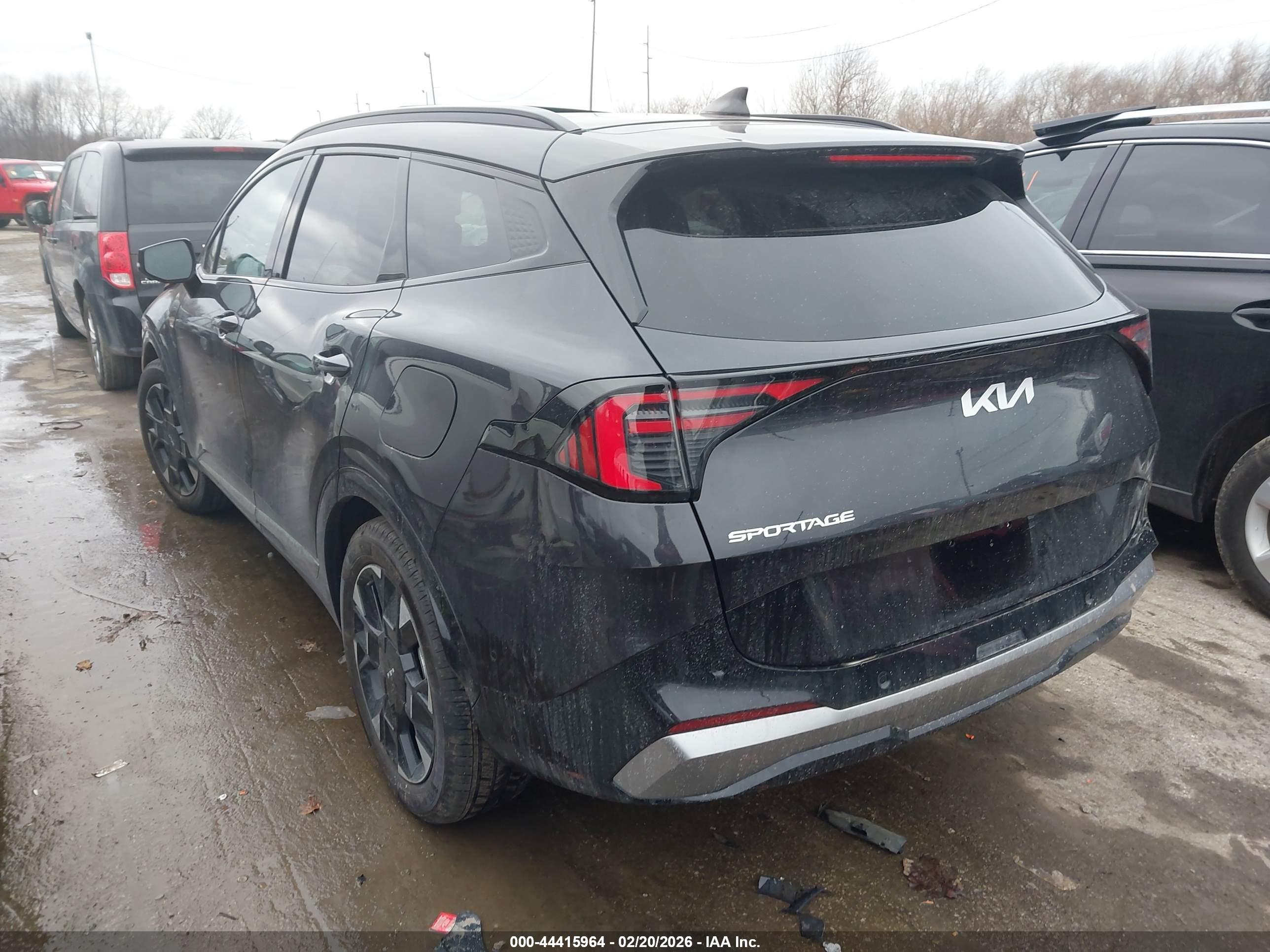 KIA SPORTAGE image 3