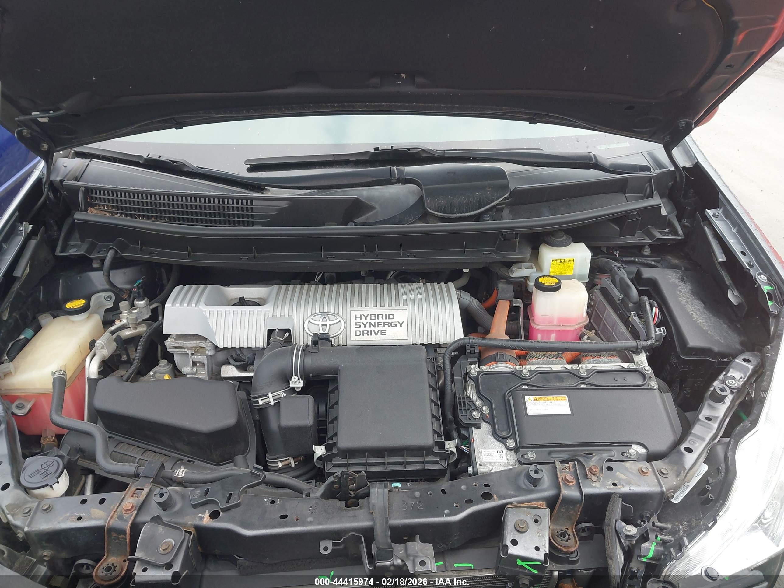 TOYOTA PRIUS image 10